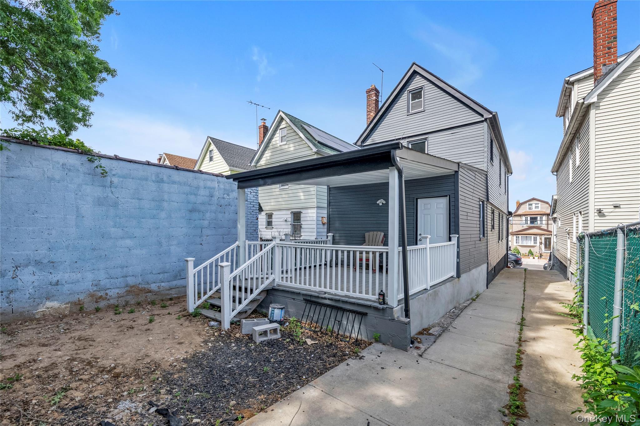 2516 Curtis Street Property Photo 18