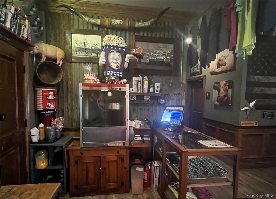 49 Oakland Avenue Property Photo 12