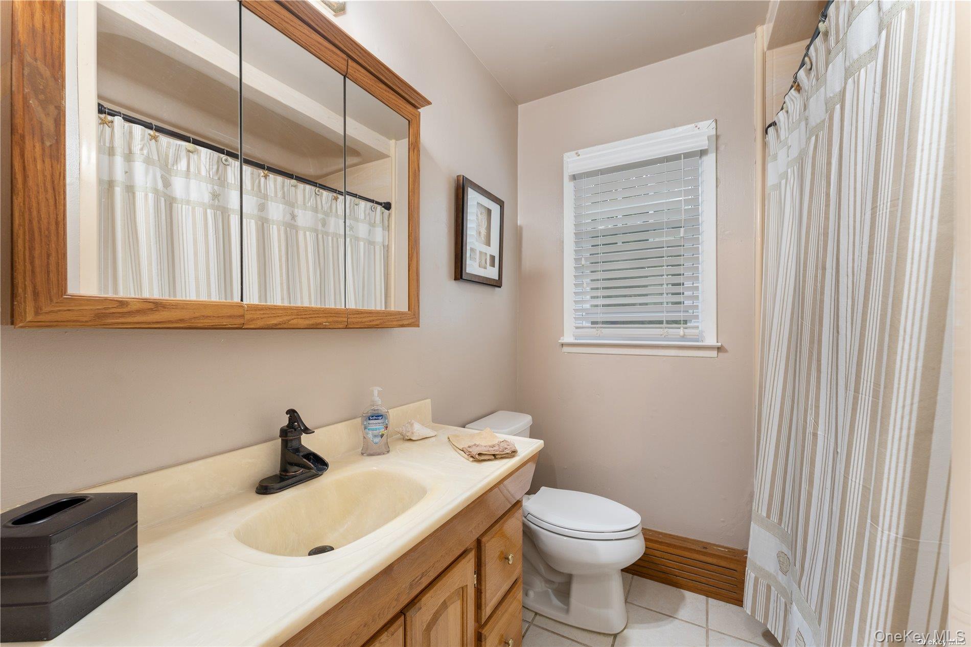8 Wakeman Court Property Photo 12