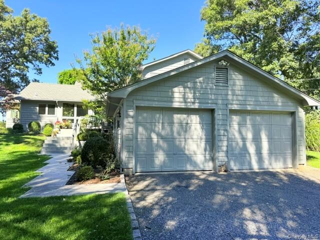 5 Shore Drive Property Photo 3