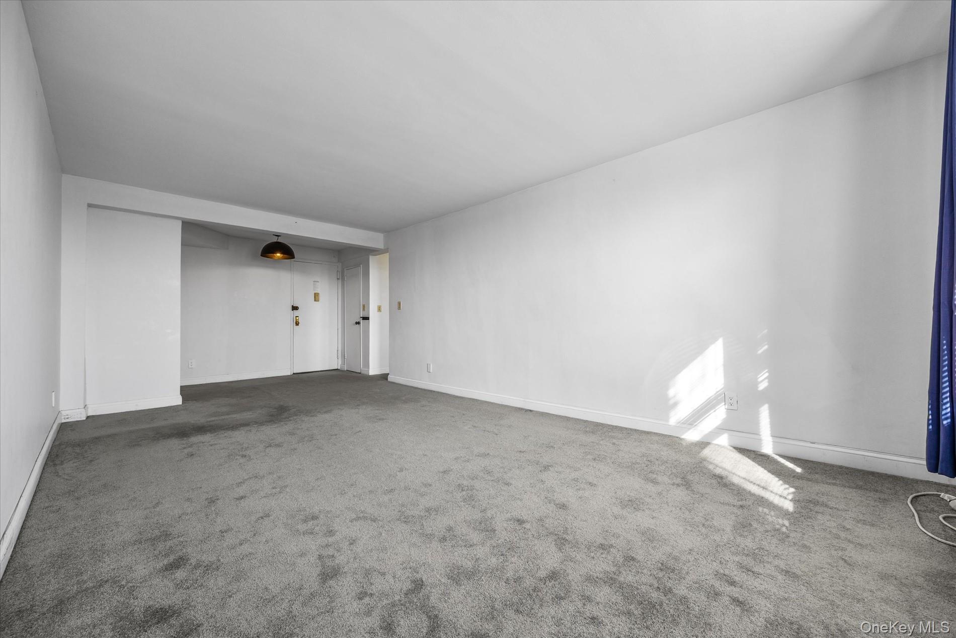 39-76 57th Street 6e Property Photo 6