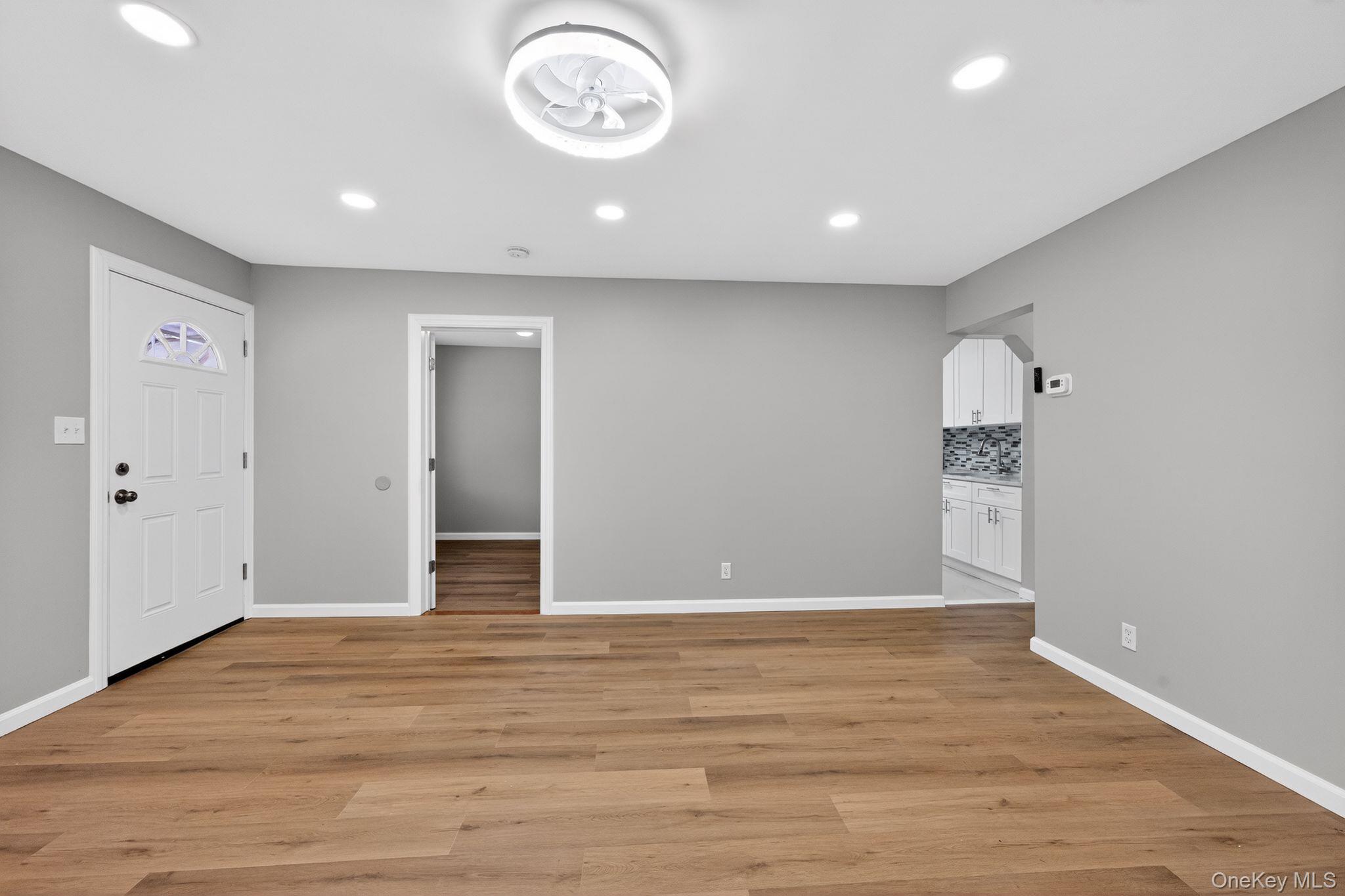 10424 208th Street Property Photo 5