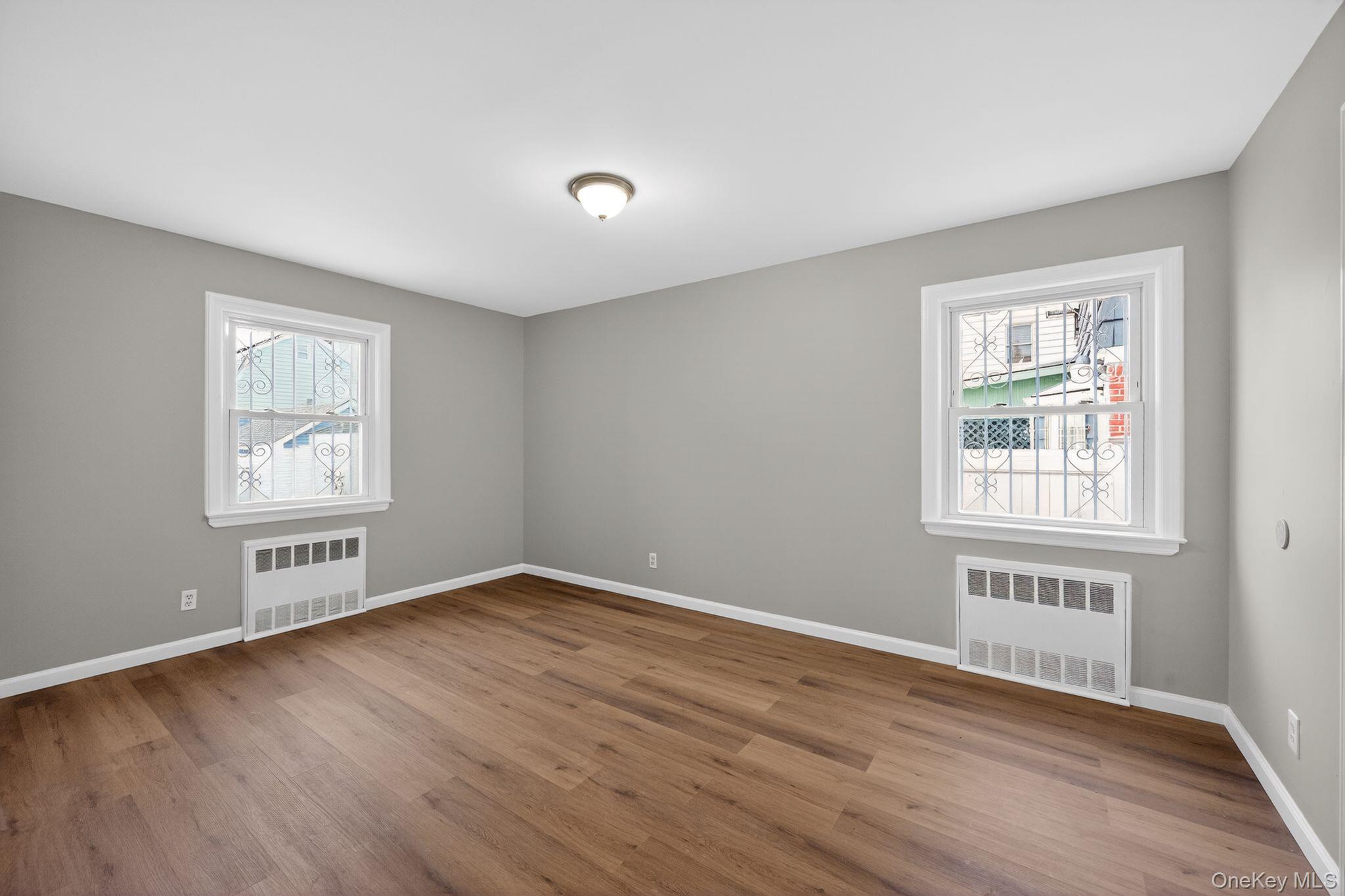 10424 208th Street Property Photo 13