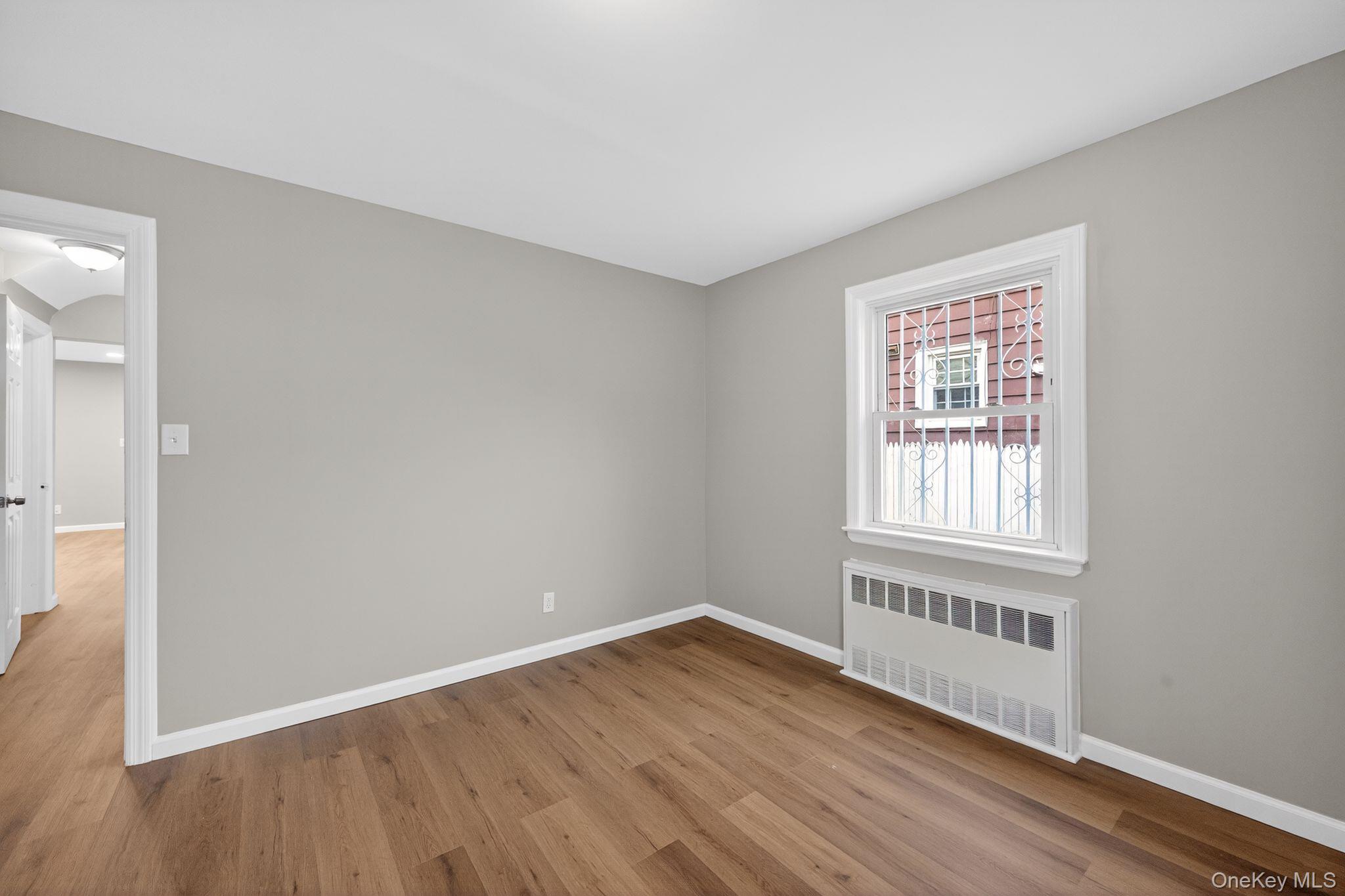 10424 208th Street Property Photo 15
