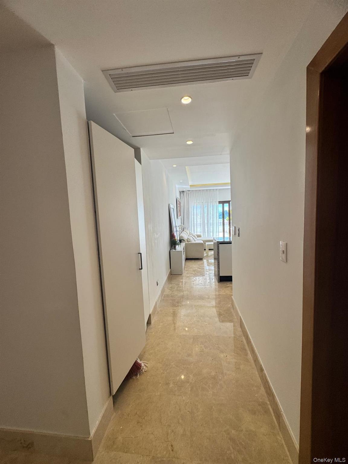 Samana, Dr Hacienda Samana Bay, Avenida Del Malecon Building #b2 Property Photo 4