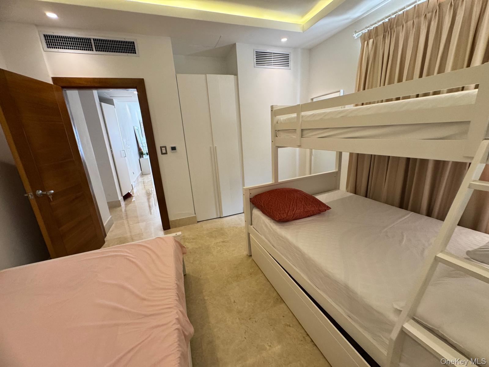 Samana, Dr Hacienda Samana Bay, Avenida Del Malecon Building #b2 Property Photo 12