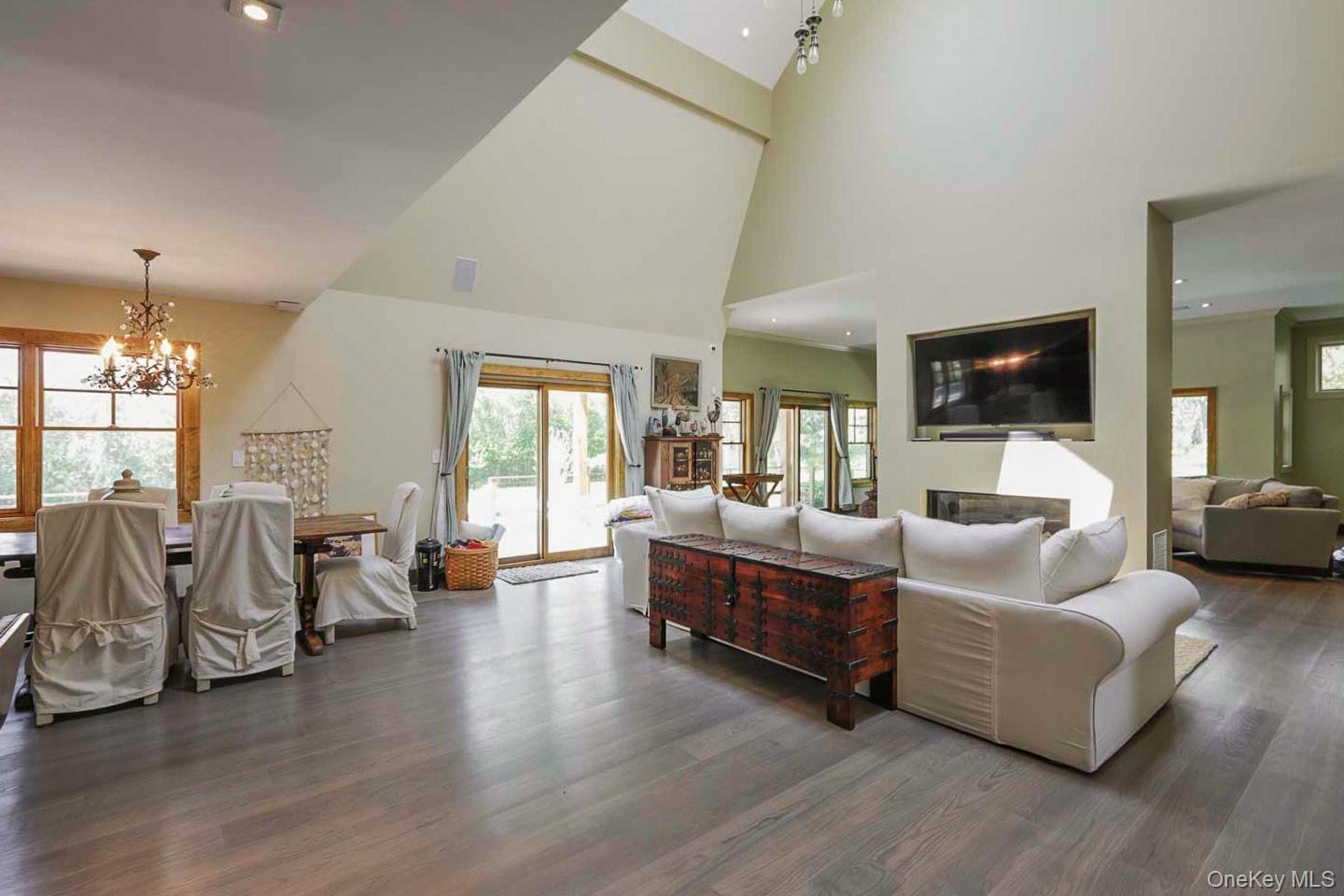 1366 Scuttle Hole Road Property Photo 11