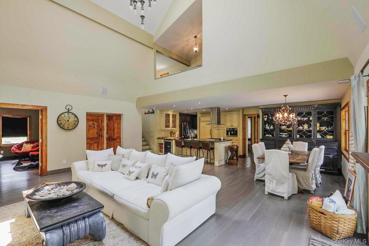 1366 Scuttle Hole Road Property Photo 15