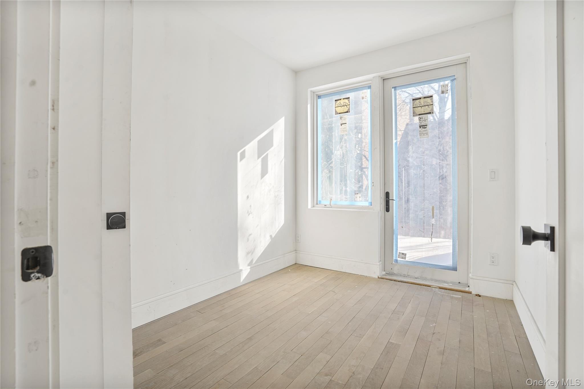376 Vernon Avenue 3a Property Photo 8
