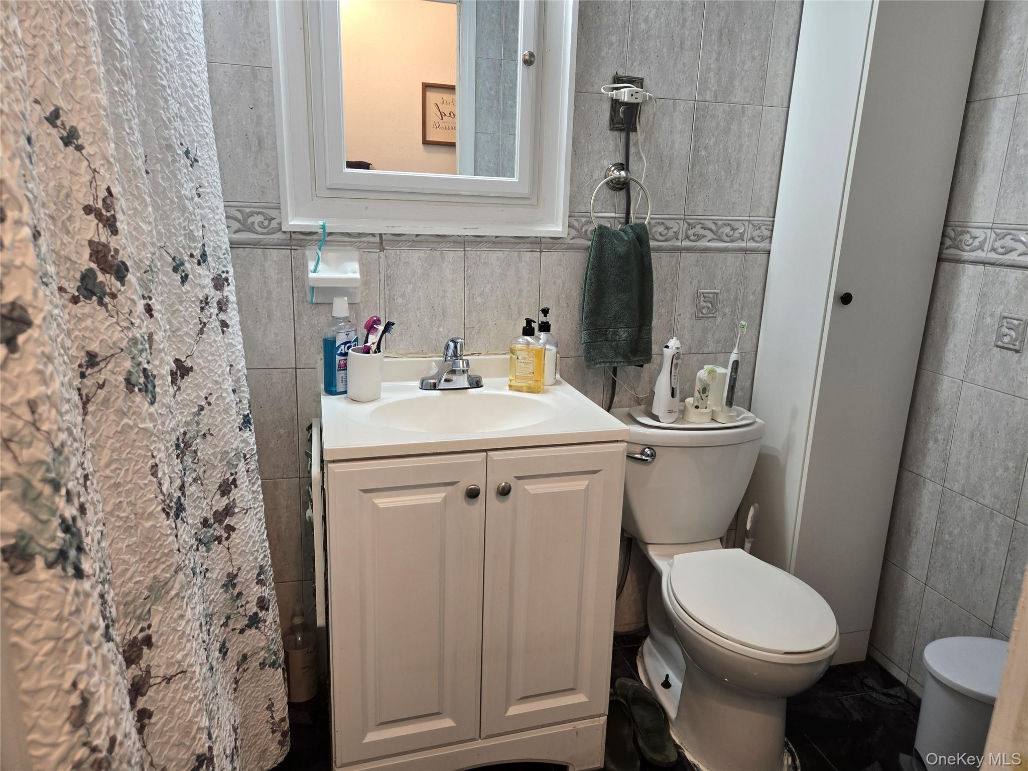8830 75th Street Property Photo 12