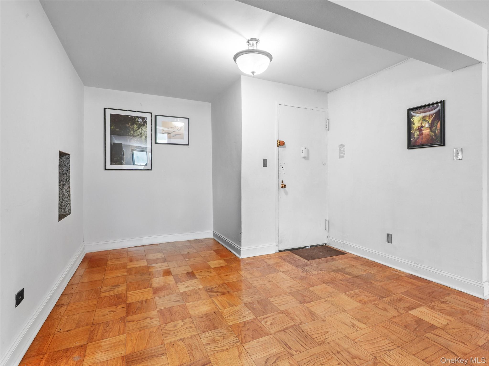 35-20 Leverich Street 209 Property Photo 4