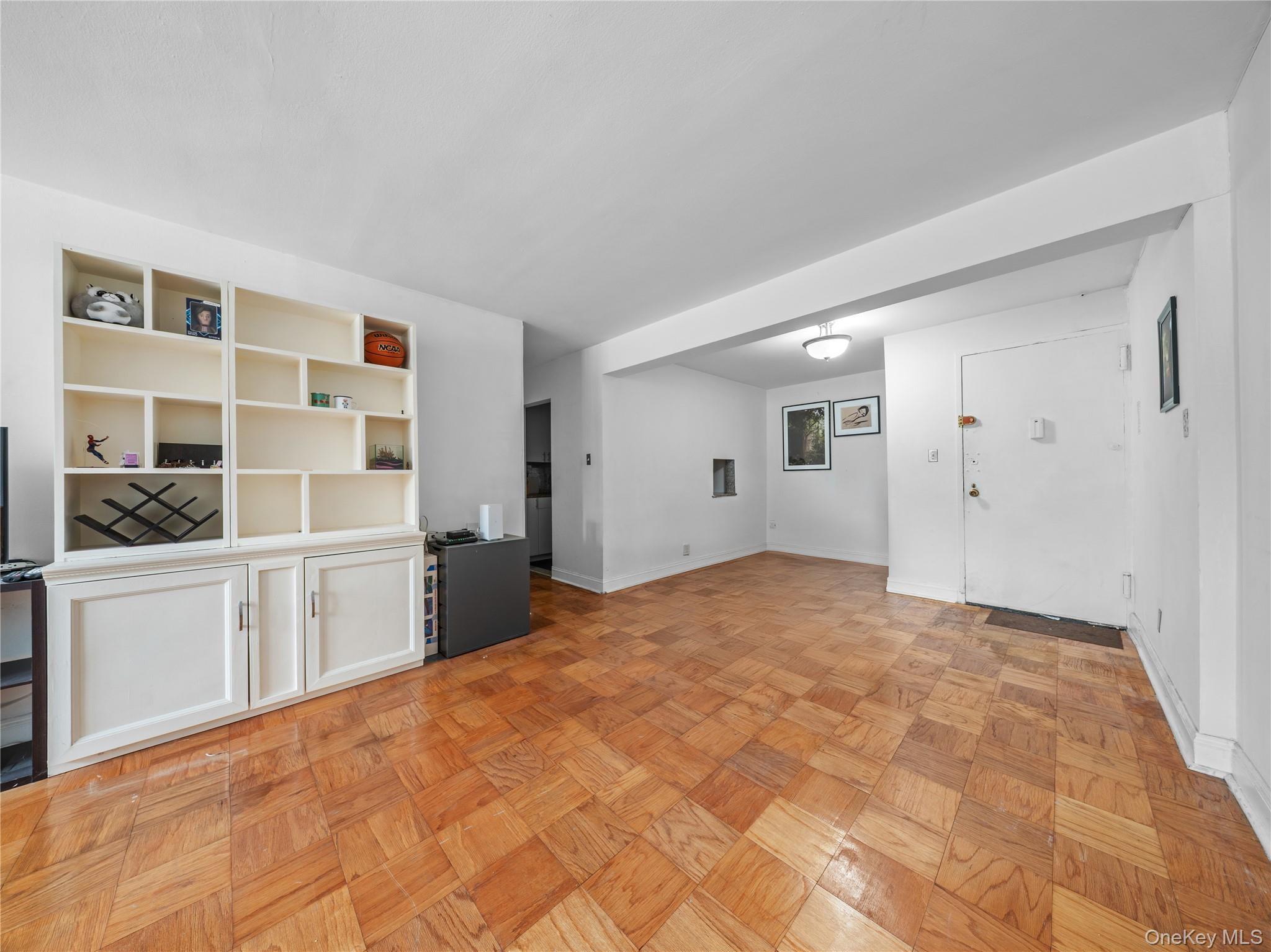 35-20 Leverich Street 209 Property Photo 6