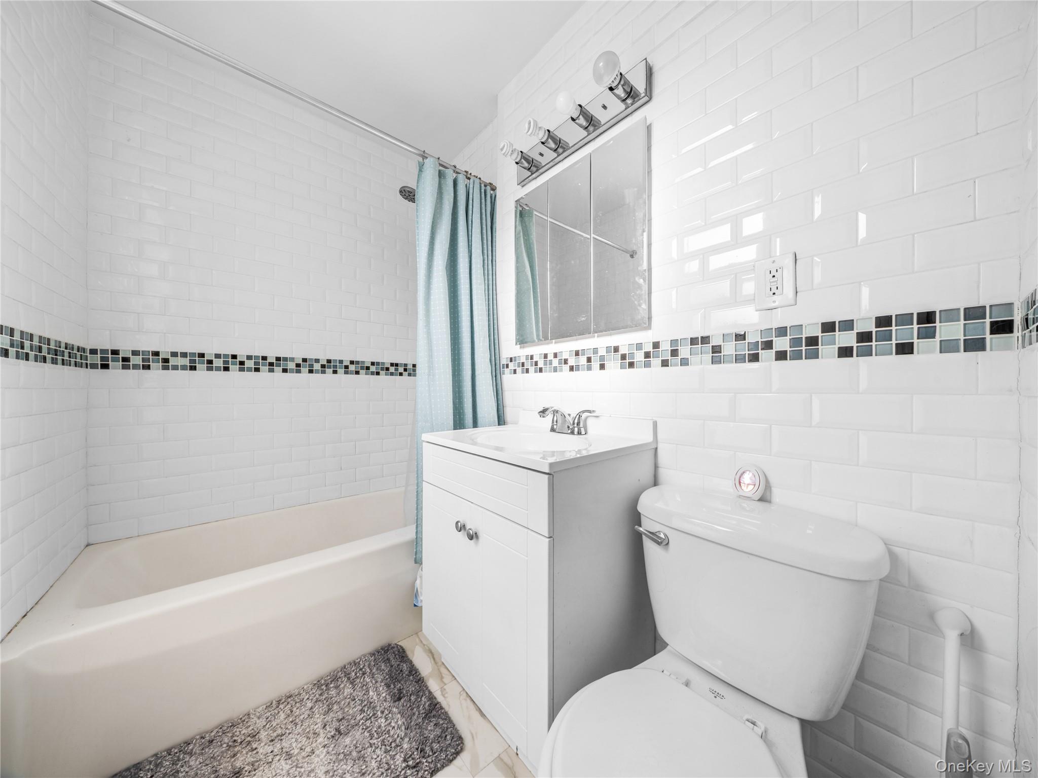 35-20 Leverich Street 209 Property Photo 17