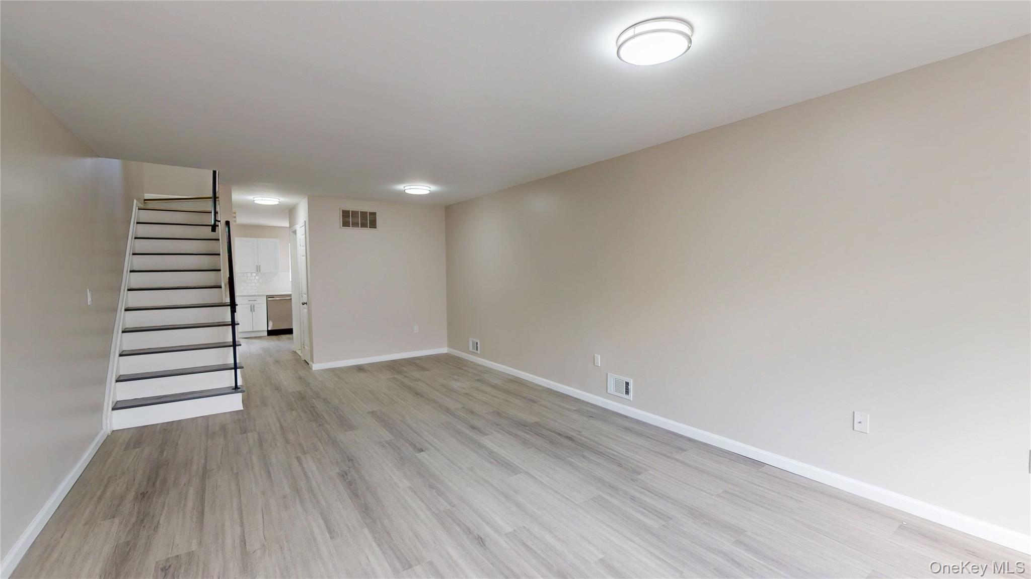 109 Lyceum Court Property Photo 3