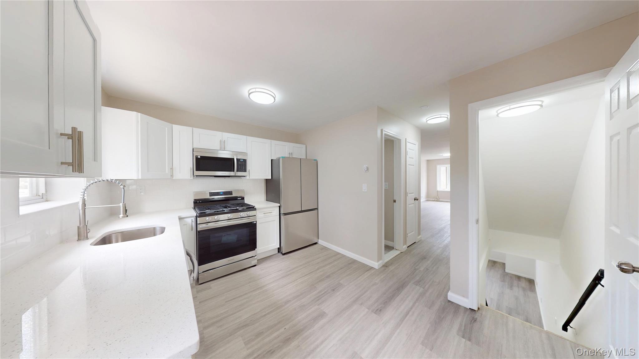 109 Lyceum Court Property Photo 6