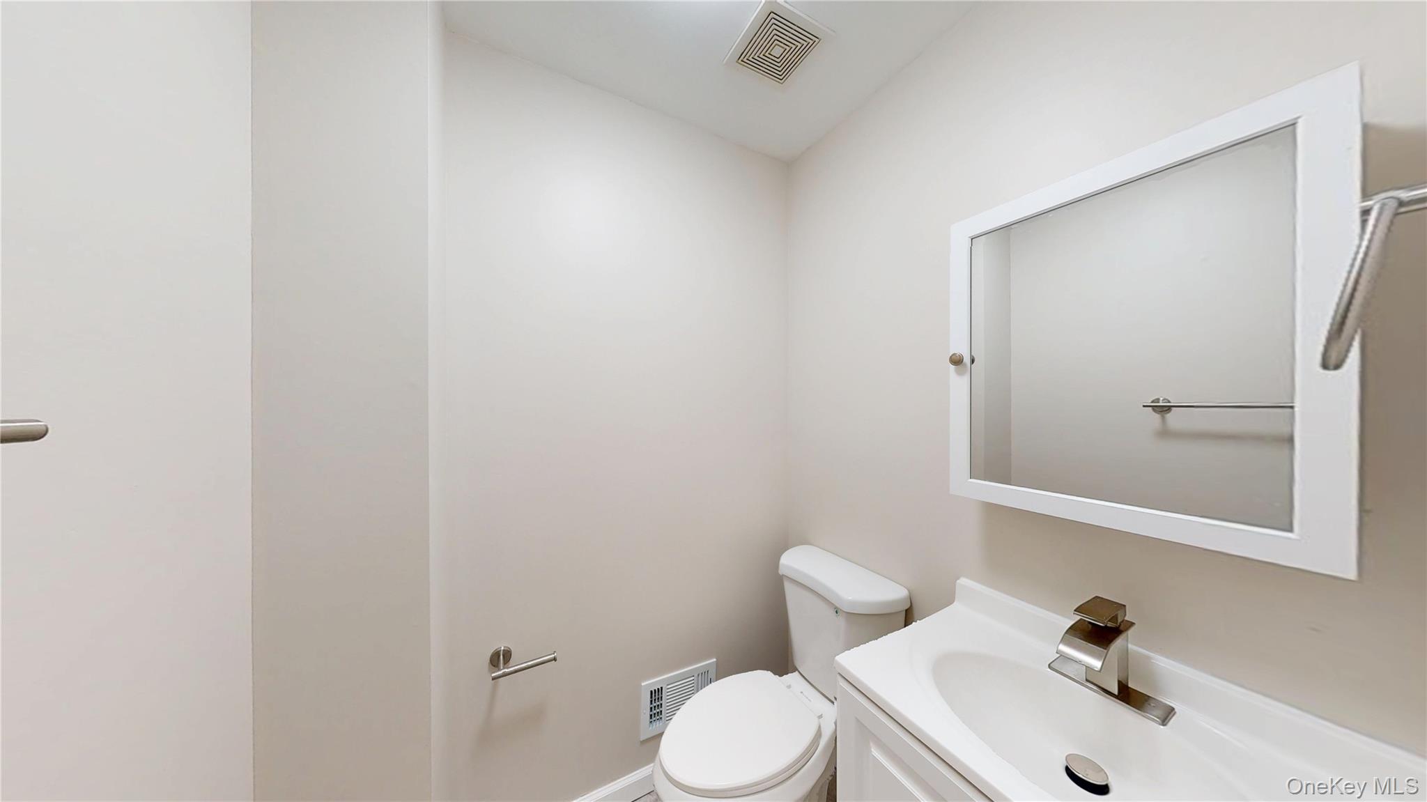 109 Lyceum Court Property Photo 7