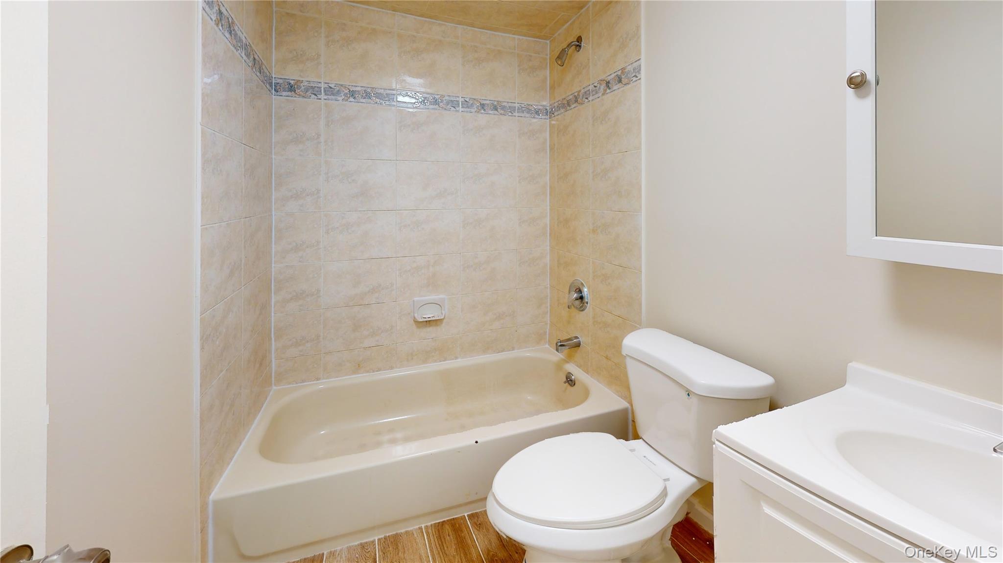 109 Lyceum Court Property Photo 12