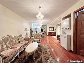 142-29 37th Avenue 5a Property Photo 4