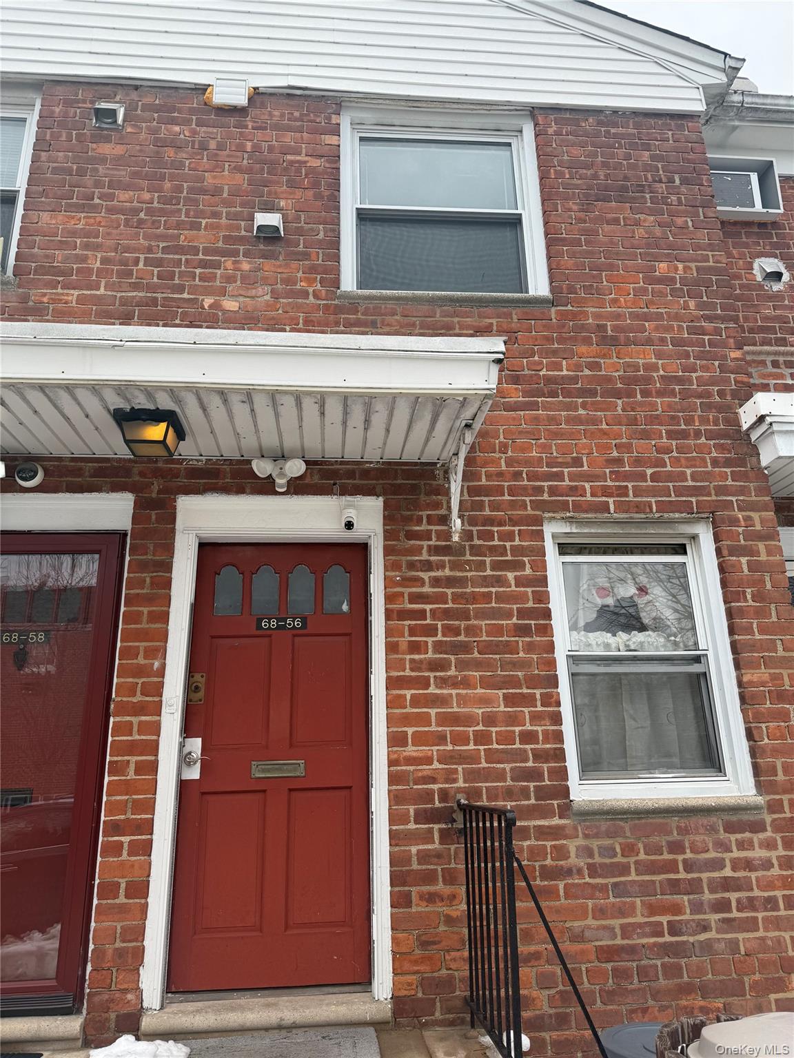68-56 140 Street Upper Property Photo 6