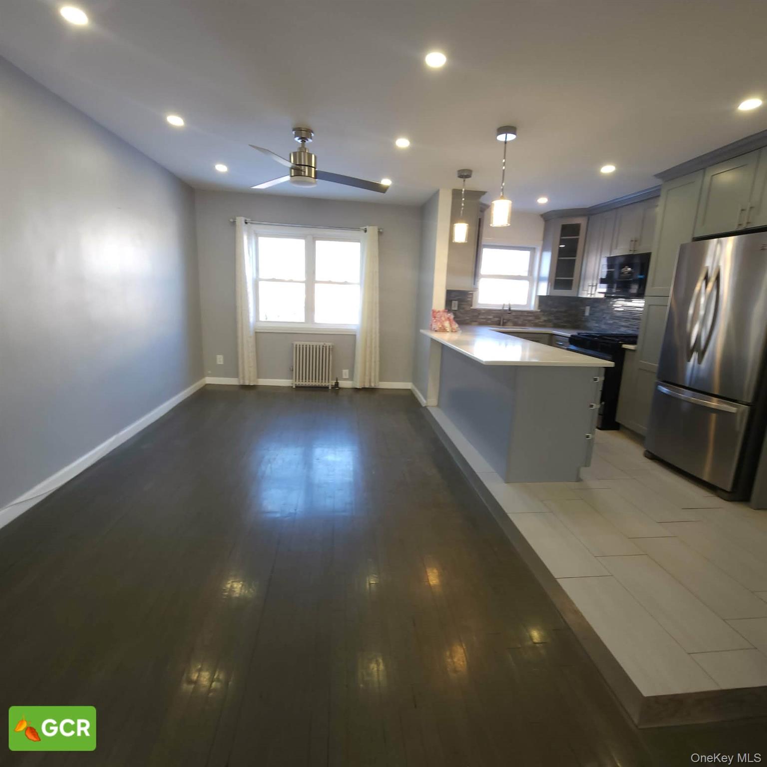 22509 Murdock Avenue Property Photo 1
