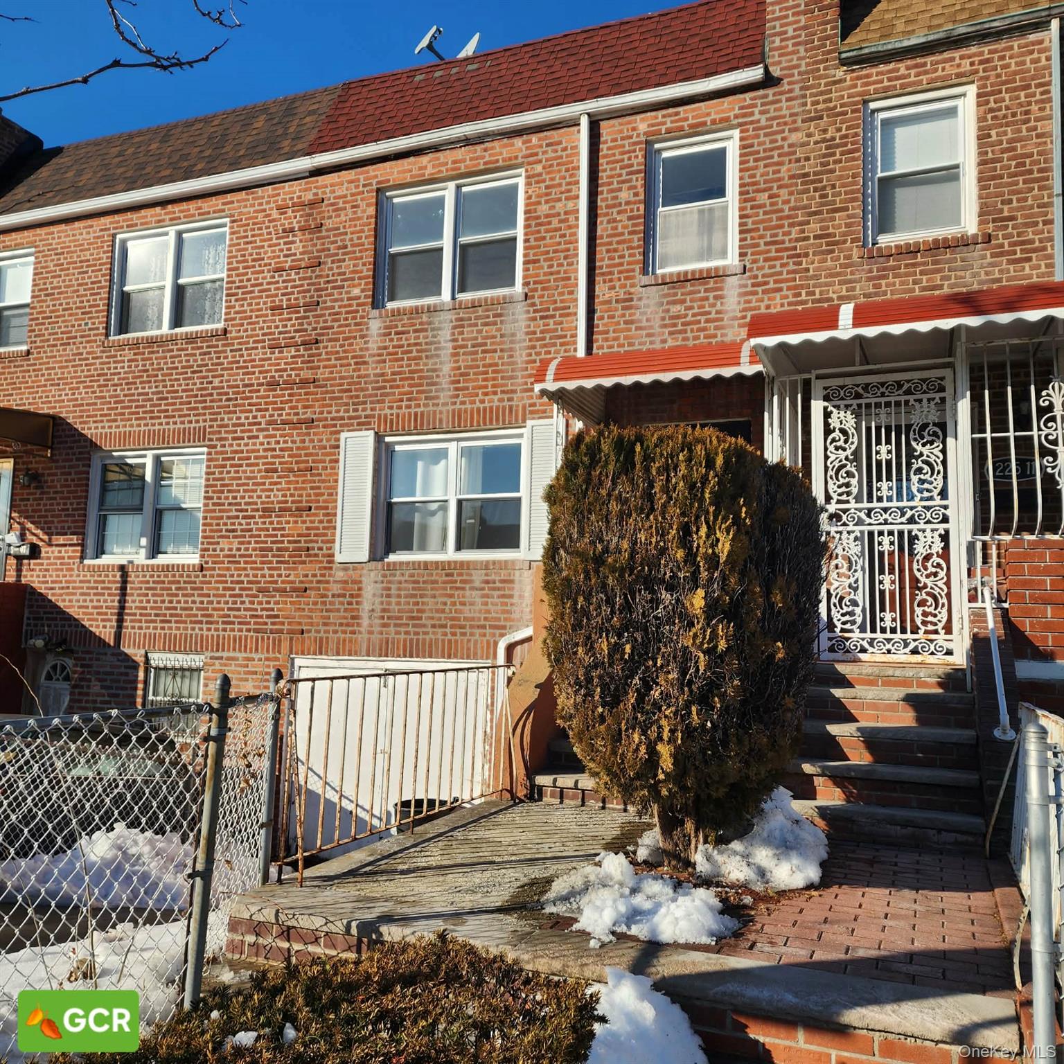 22509 Murdock Avenue Property Photo 20