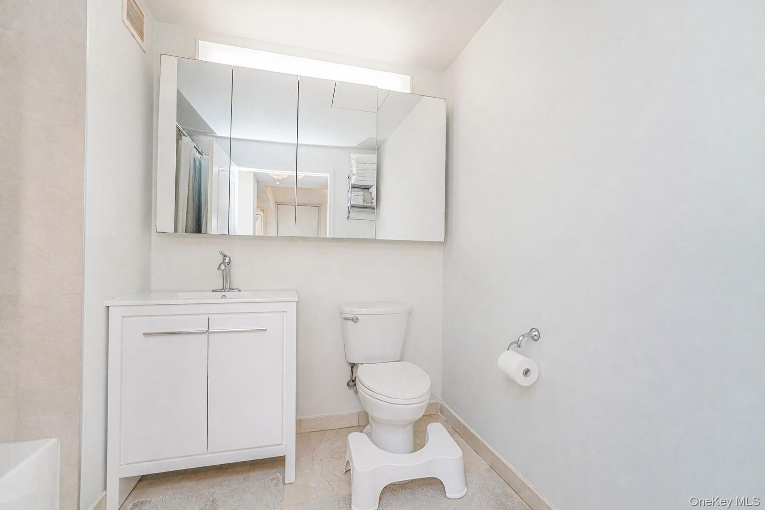 50 Oceana Drive 3d Property Photo 15