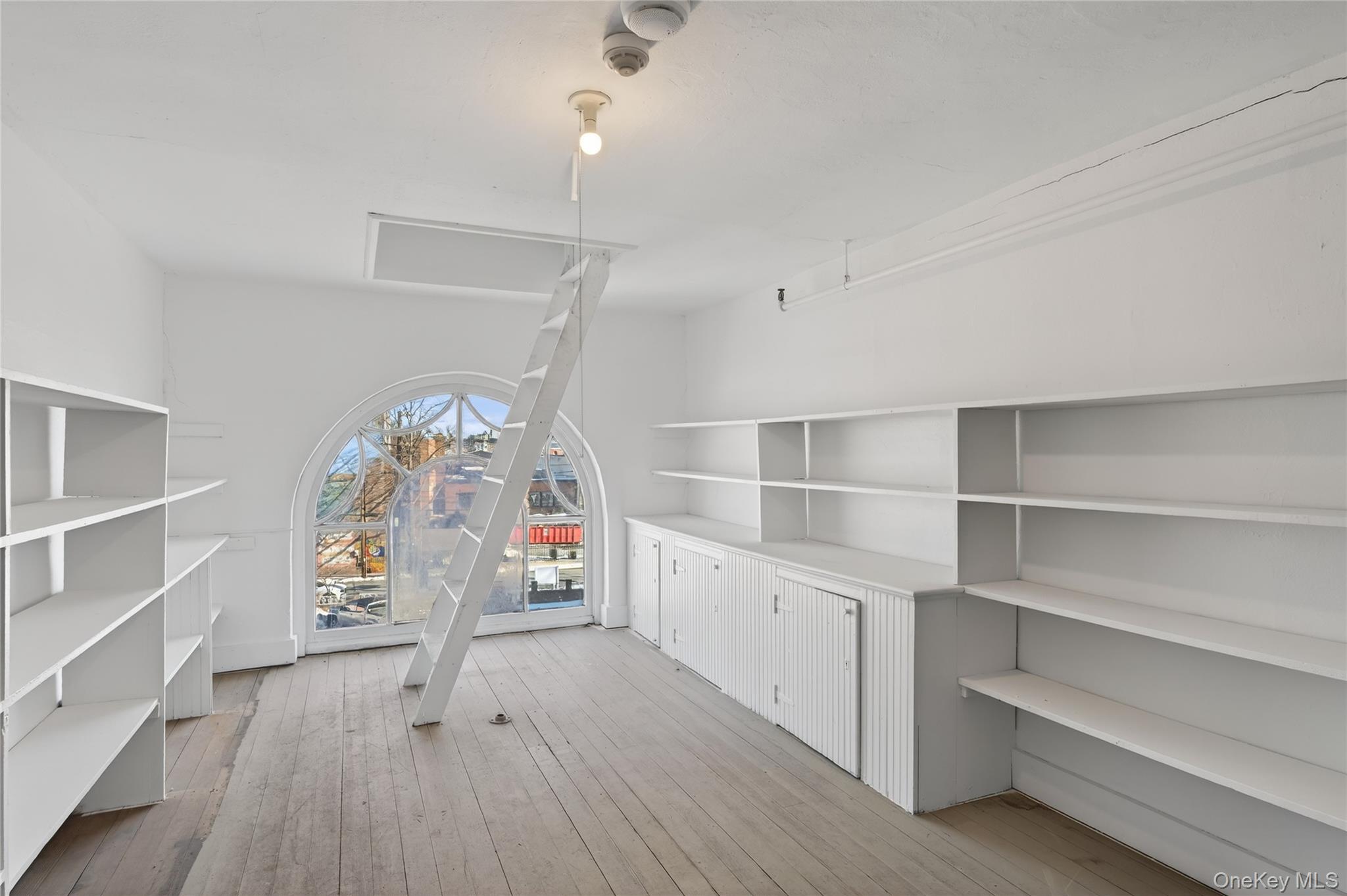 61 Crown Street Property Photo 18
