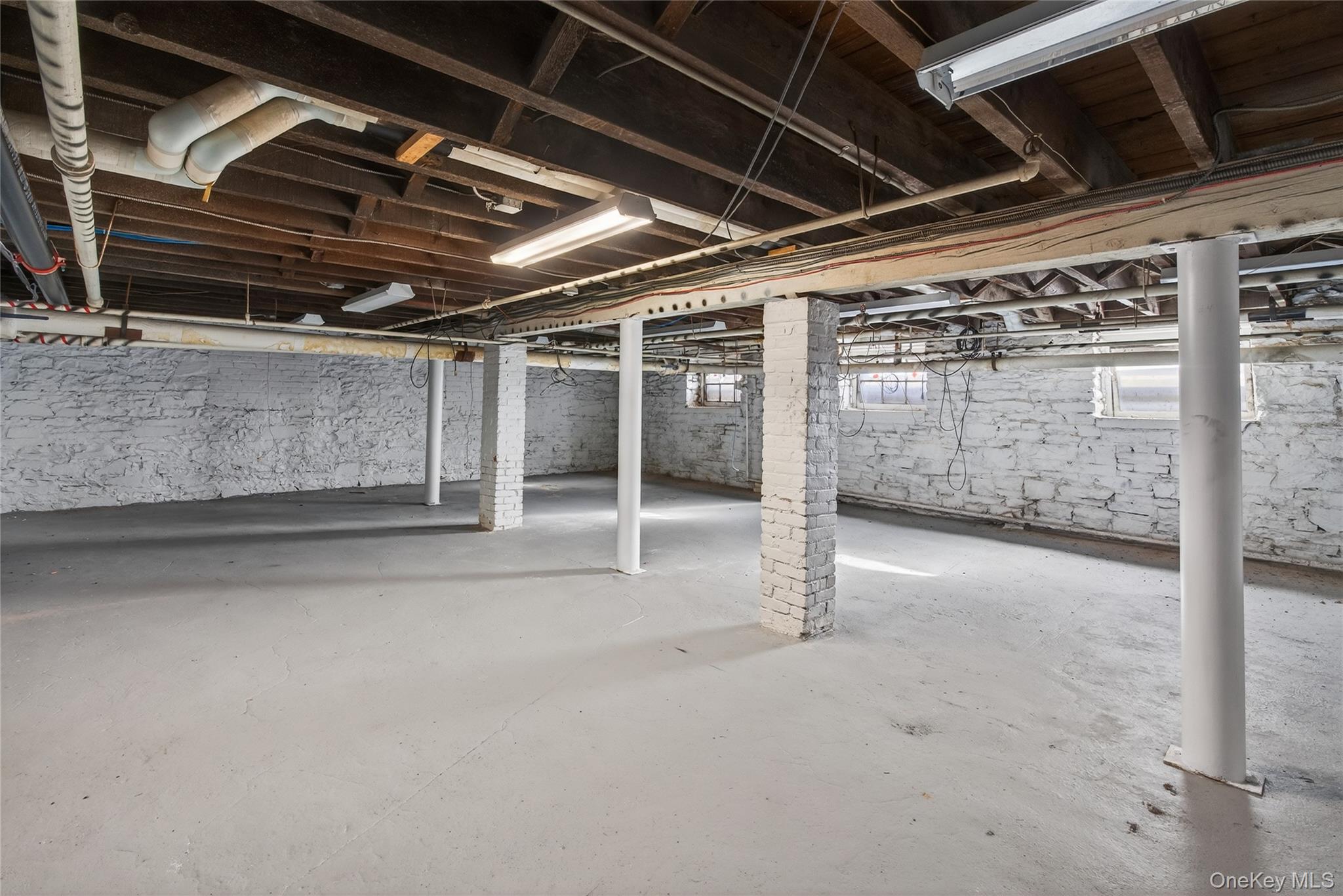 61 Crown Street Property Photo 19