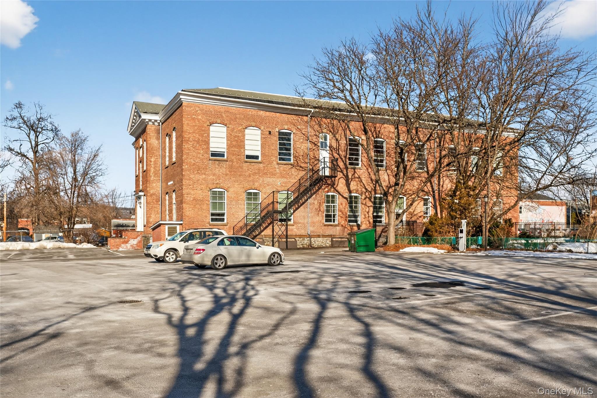 61 Crown Street Property Photo 23