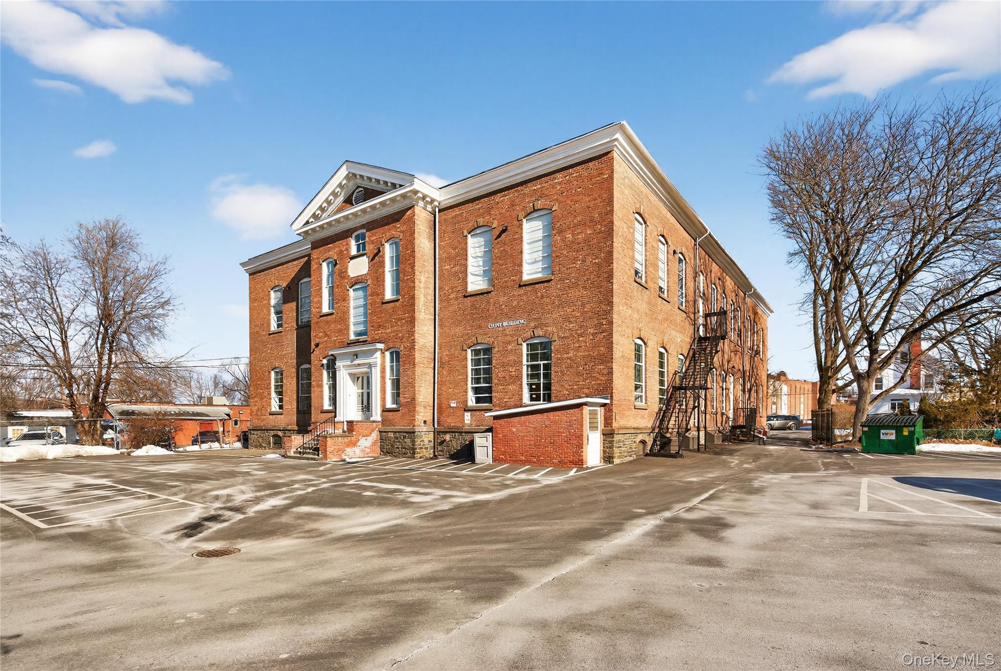 61 Crown Street Property Photo 24
