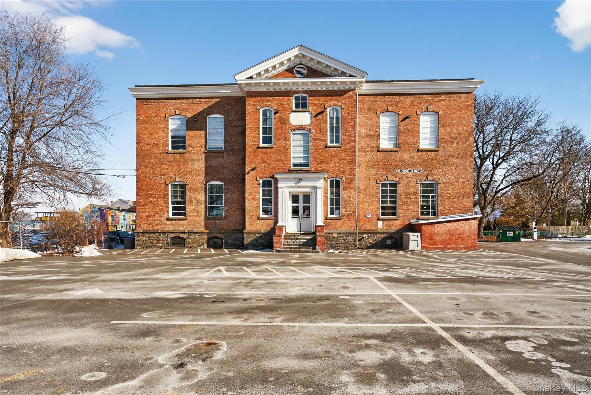 61 Crown Street Property Photo 25