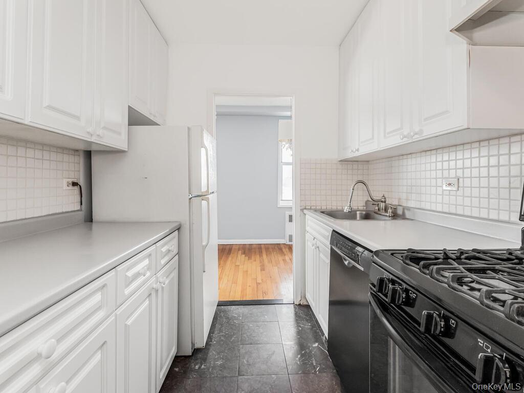 3636 Fieldston Road 6m Property Photo 6