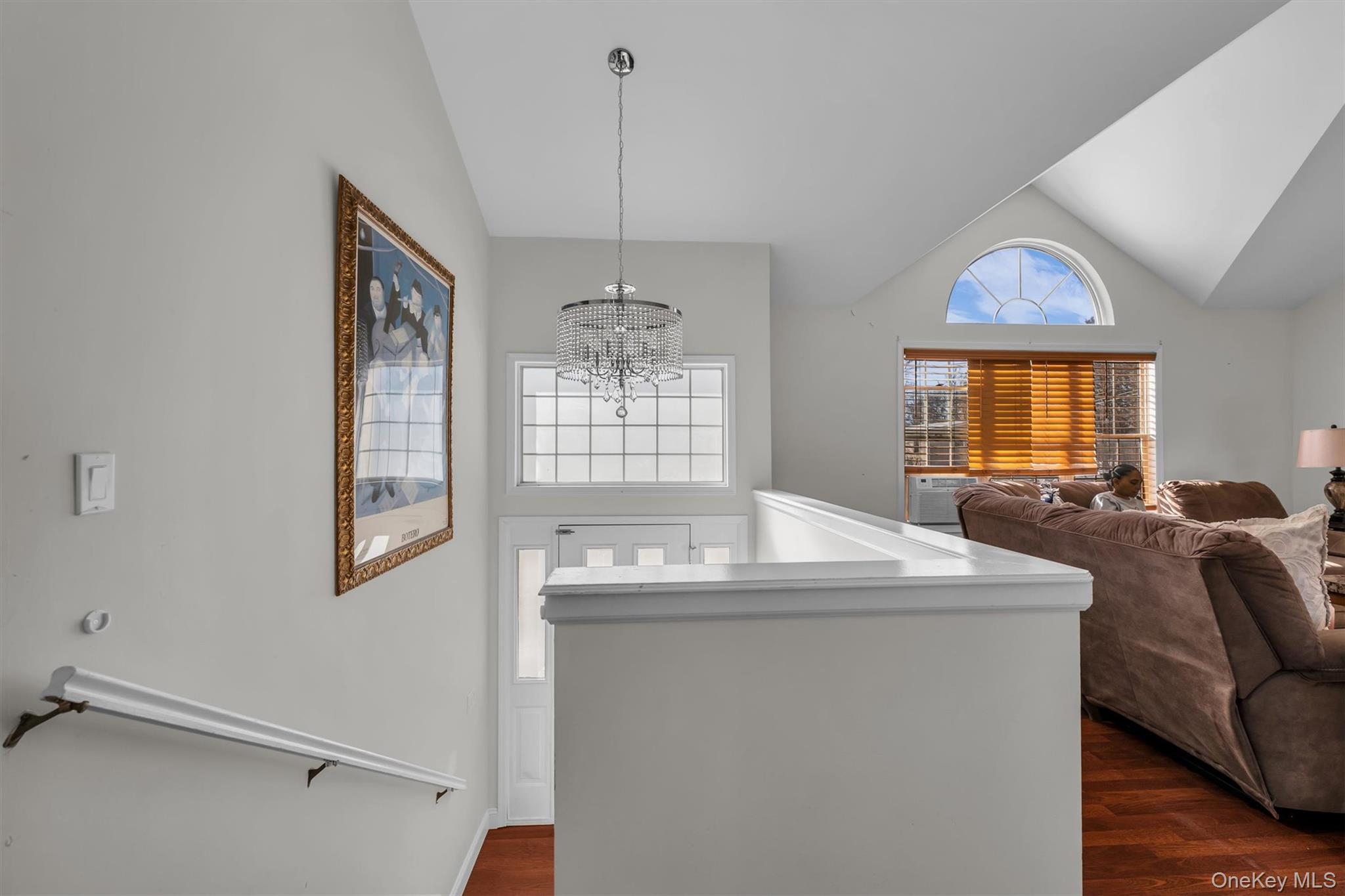 19 Summit Property Photo 31