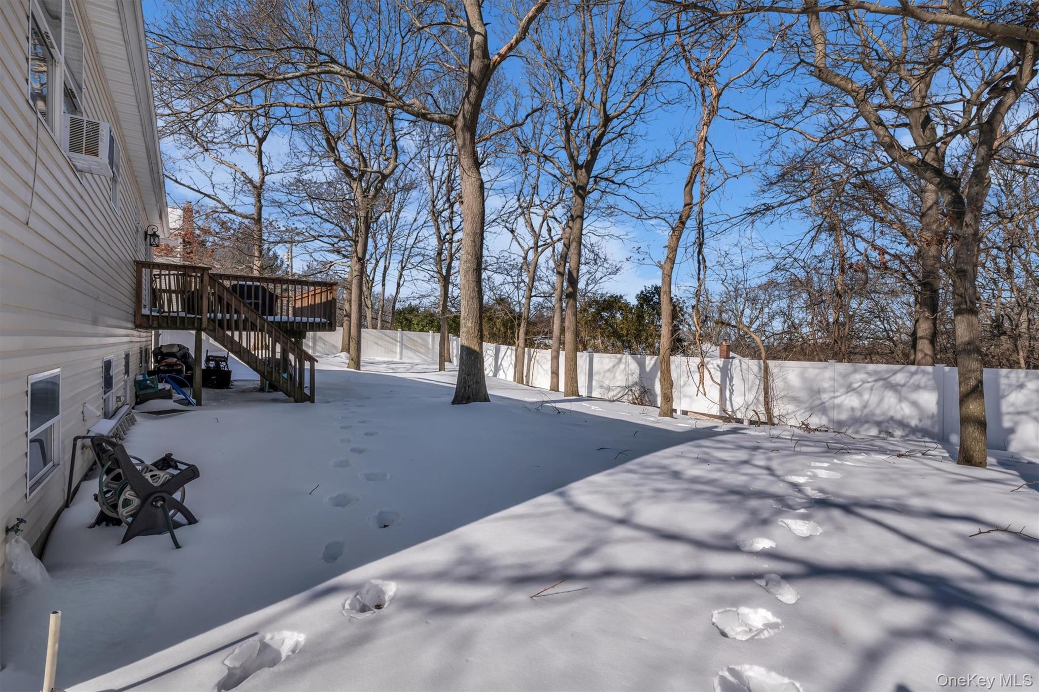 19 Summit Property Photo 37