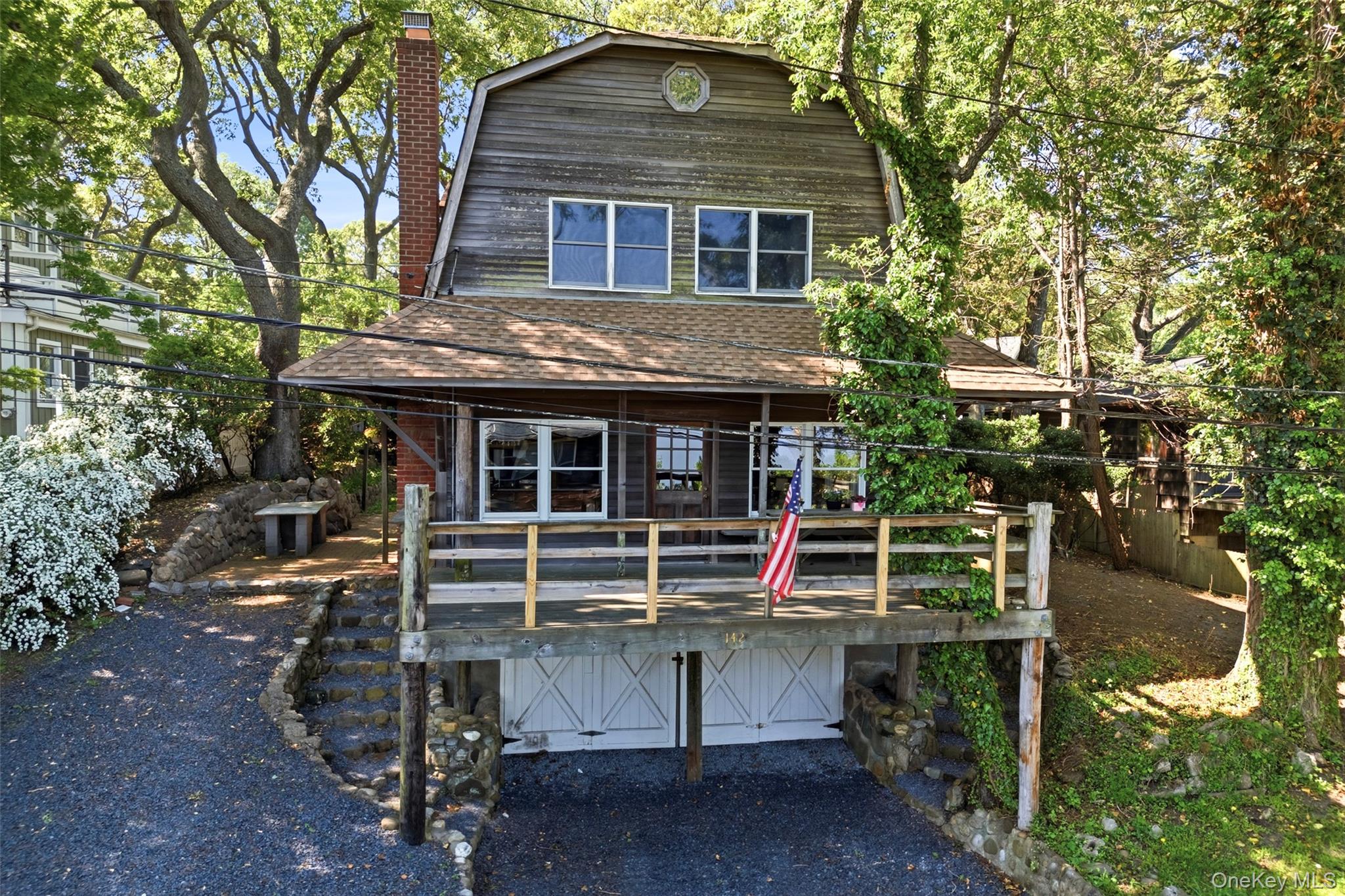 142 Shore Drive Property Photo 1