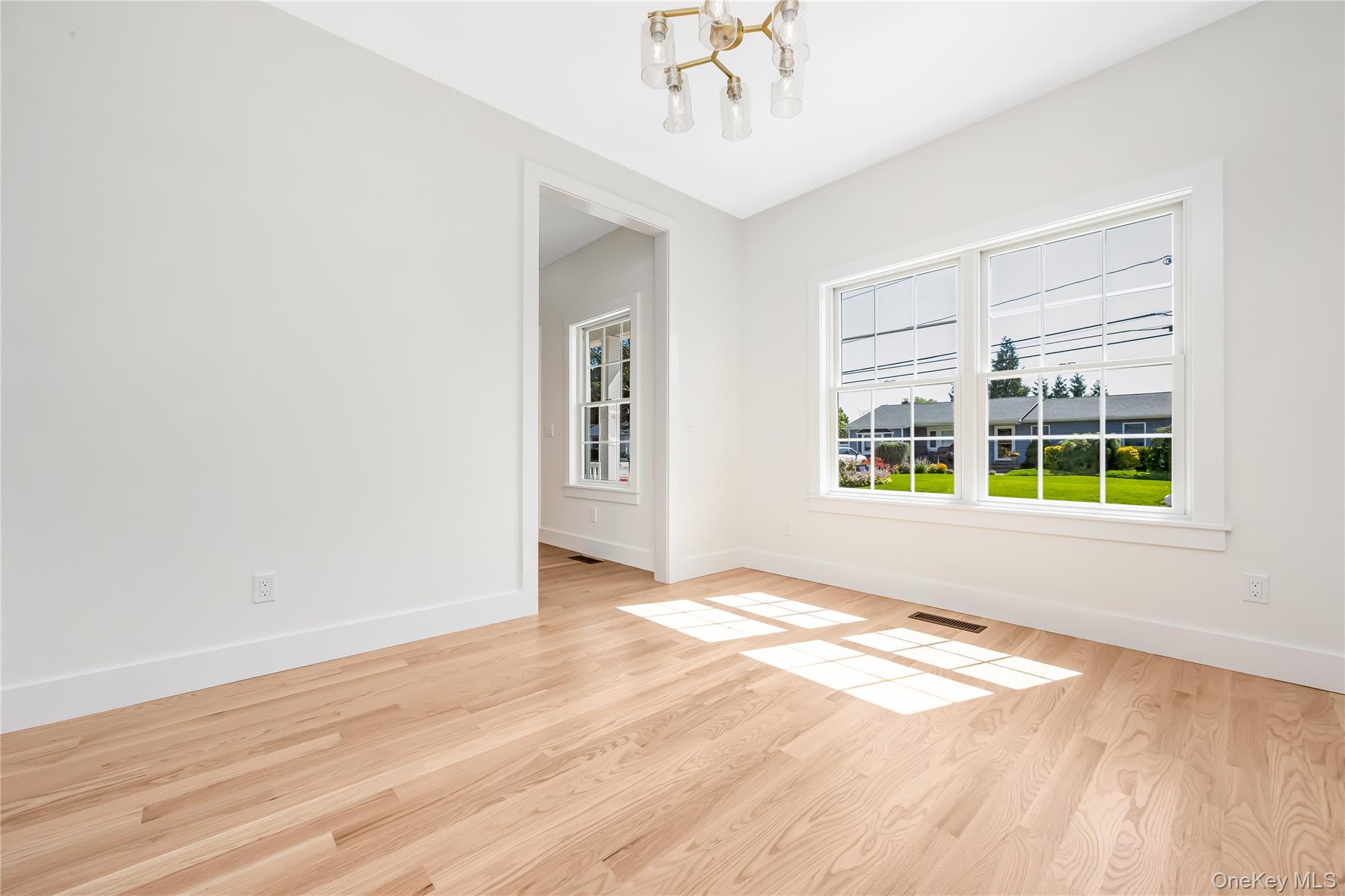 510 Bayport Avenue Property Photo 16