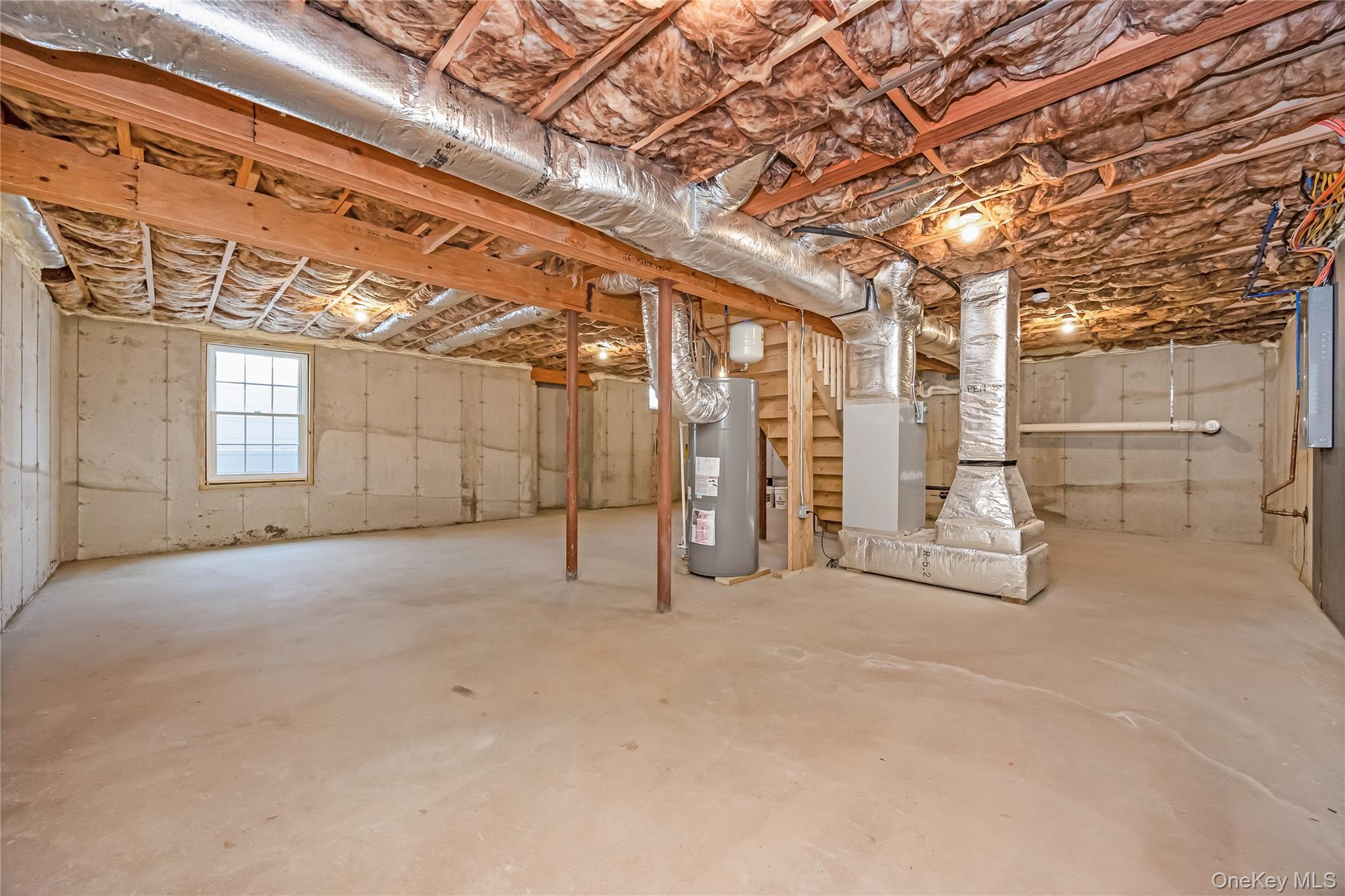 510 Bayport Avenue Property Photo 29