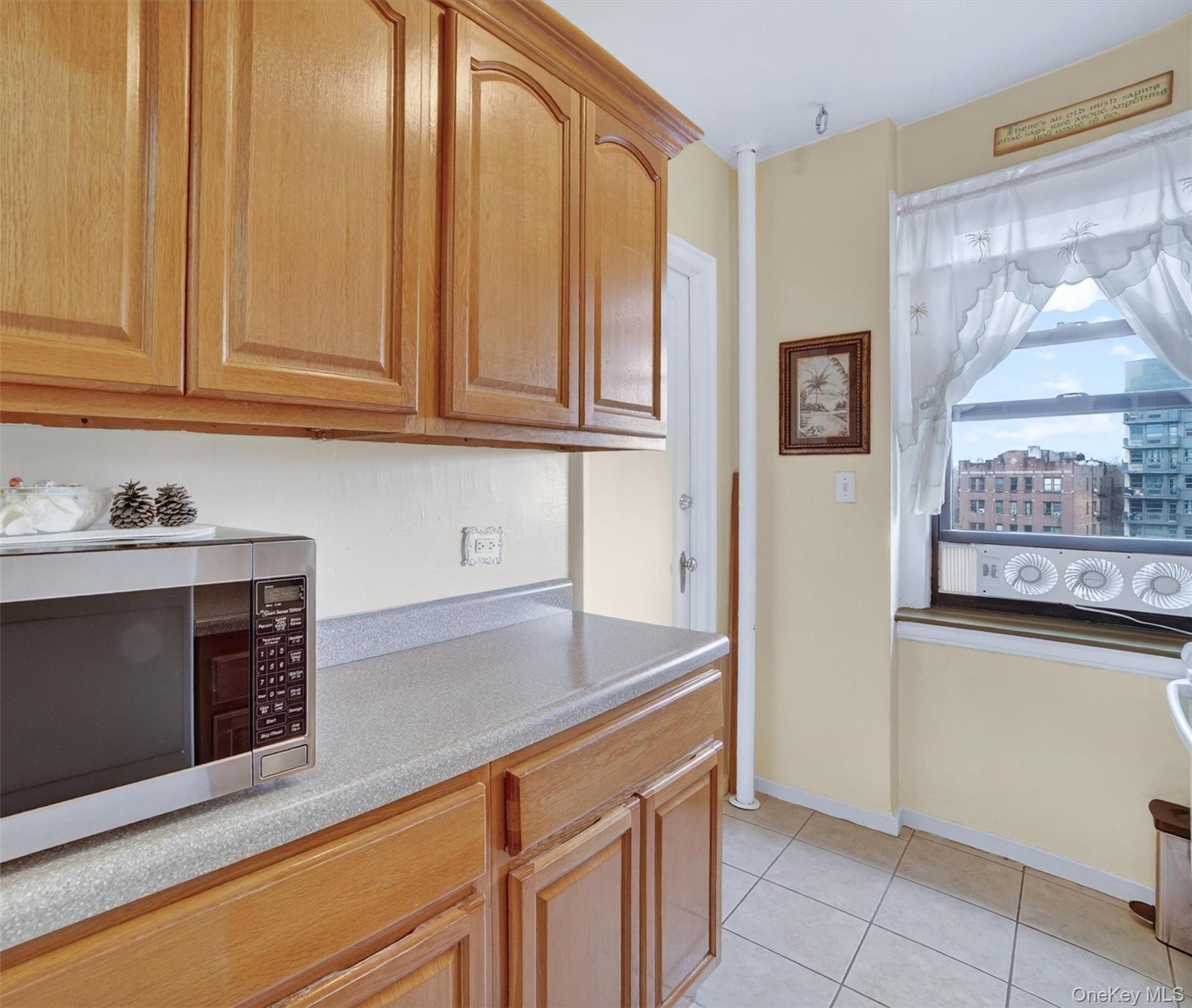 2962 Decatur Avenue 5th Floor Property Photo 5
