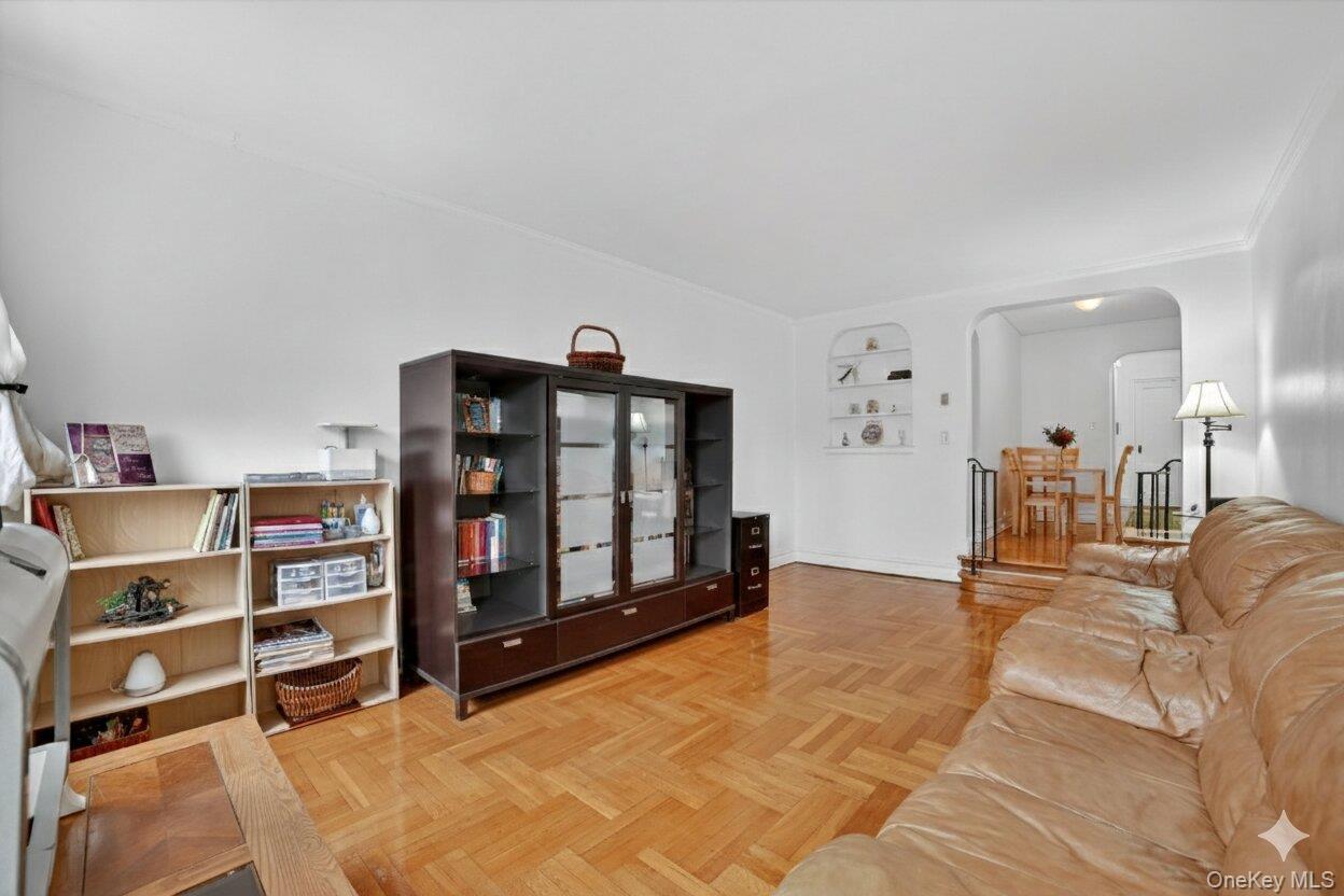 2962 Decatur Avenue 5th Floor Property Photo 8