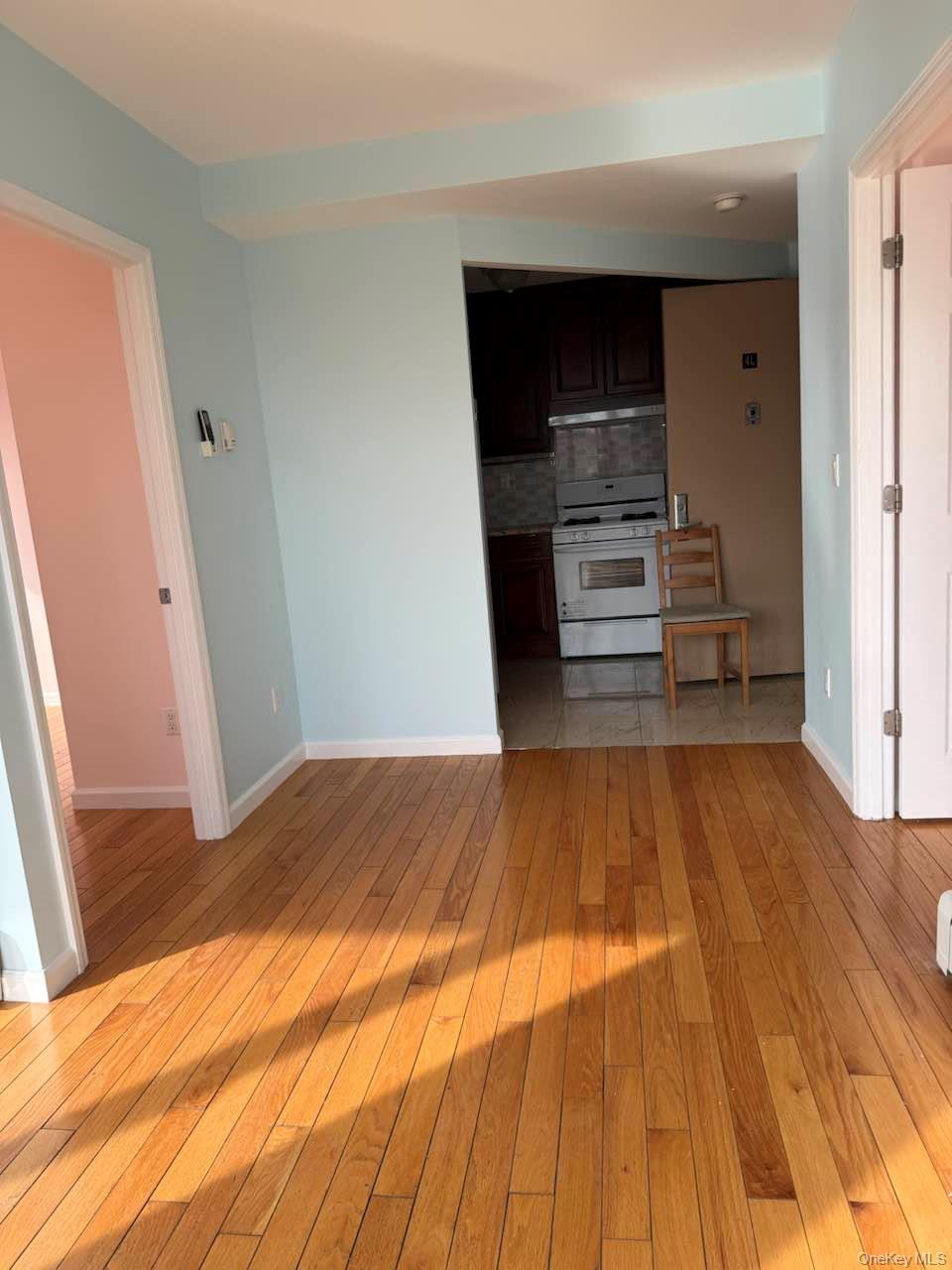 136-21 Latimer Place 4l Property Photo 7