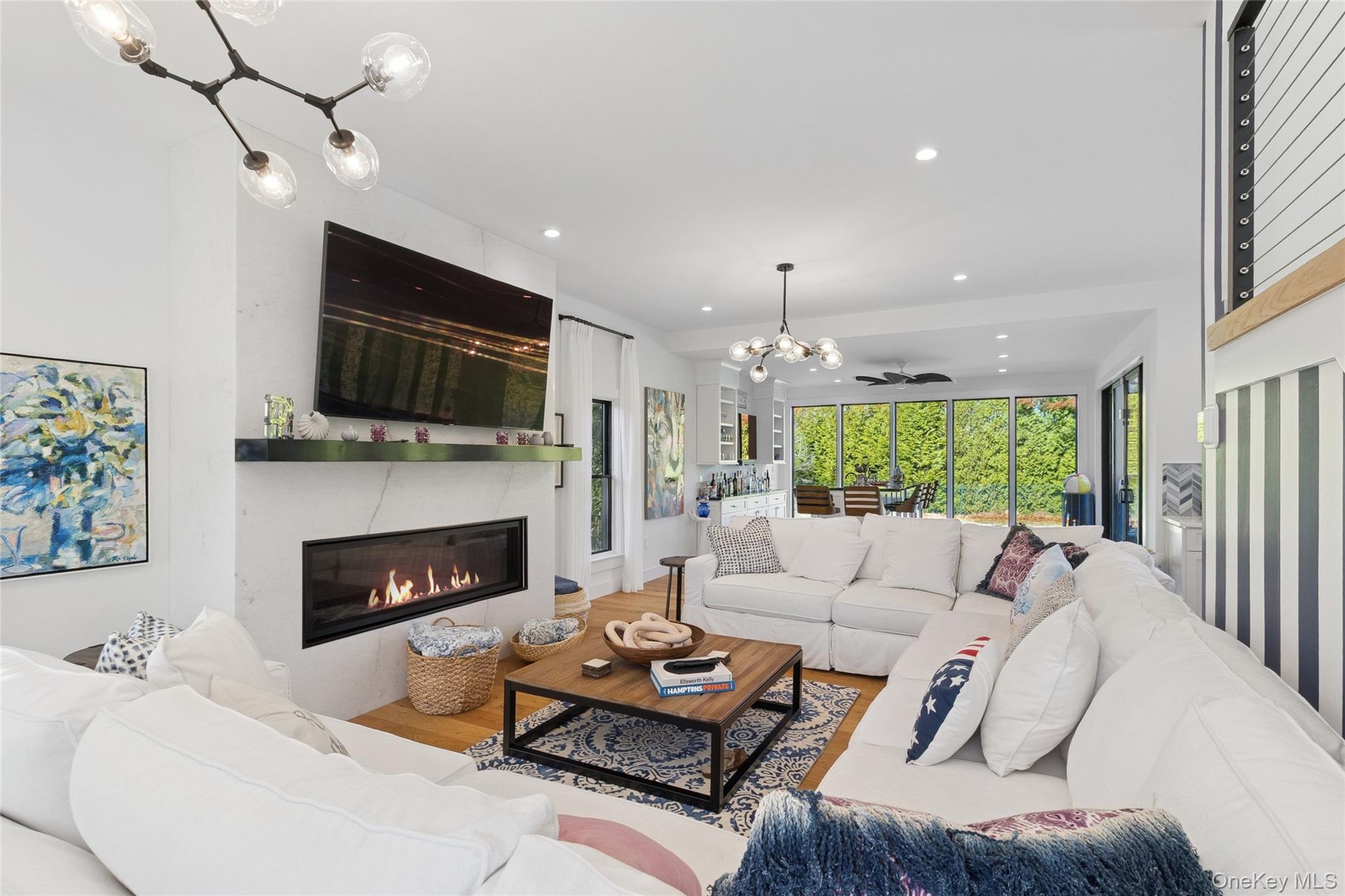9 Debras Way Property Photo 4