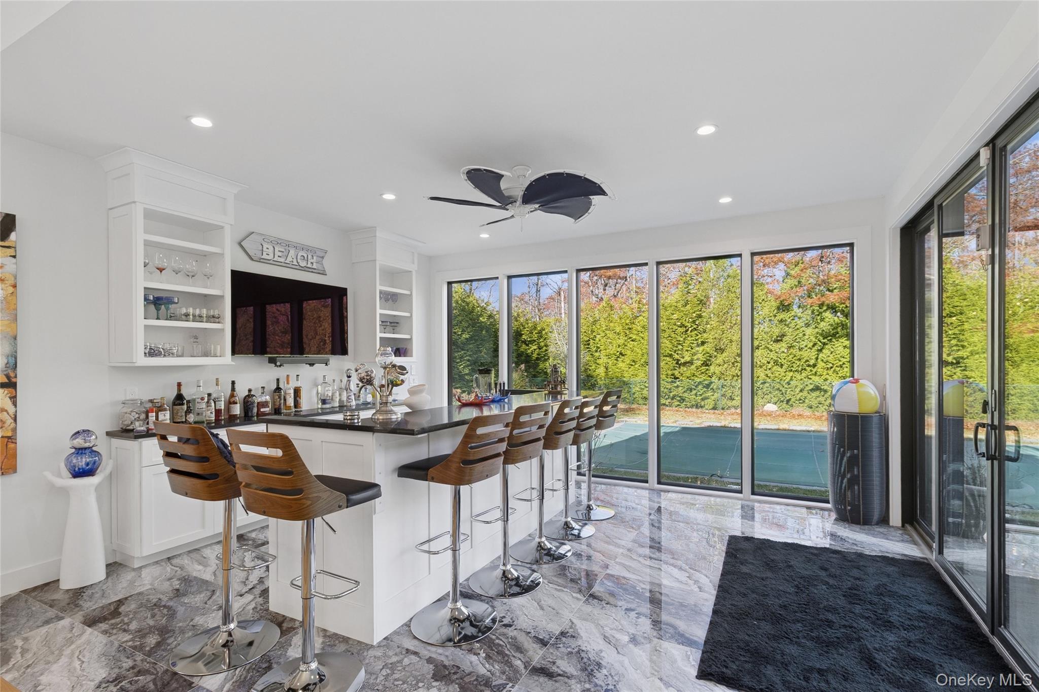 9 Debras Way Property Photo 11