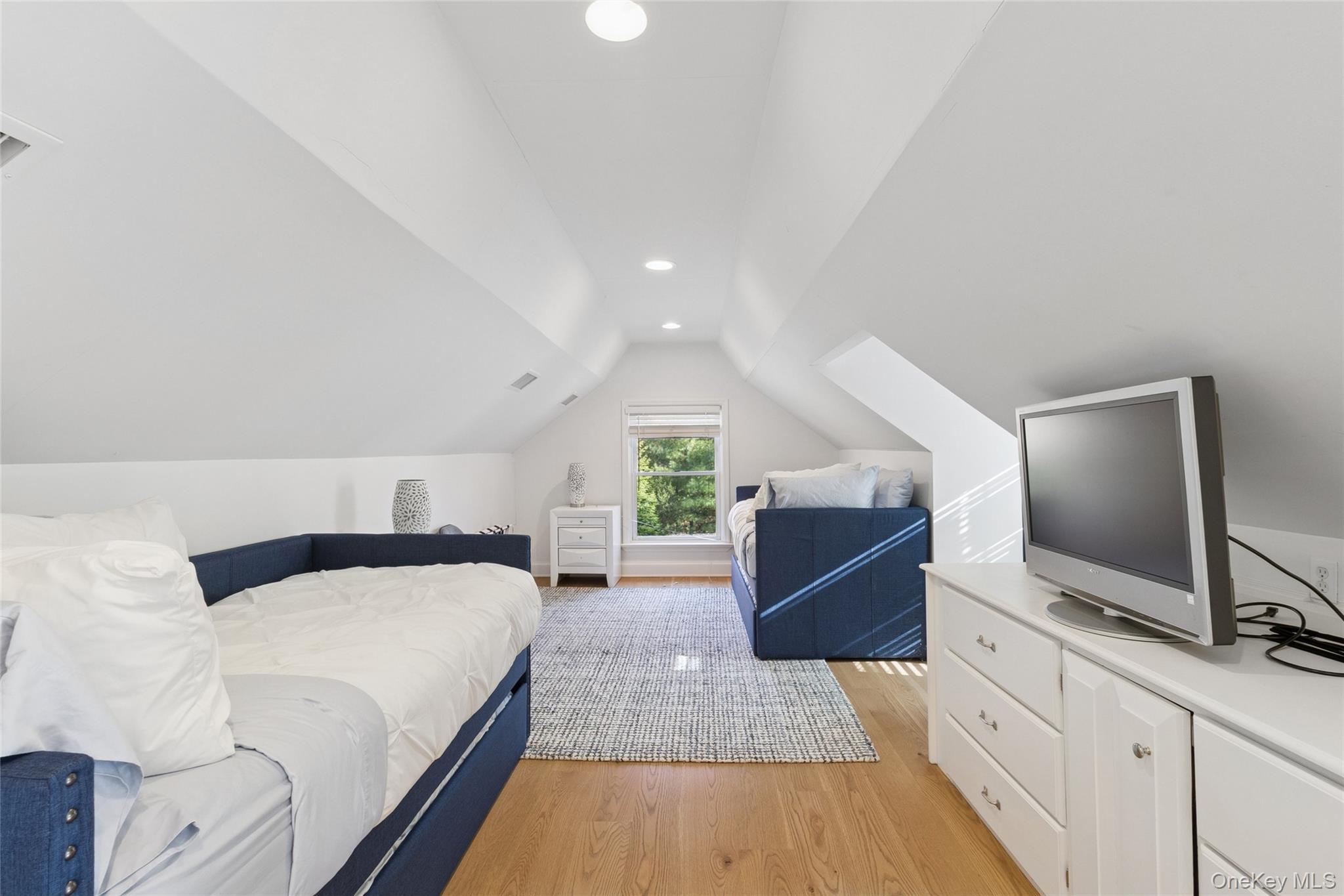 9 Debras Way Property Photo 20