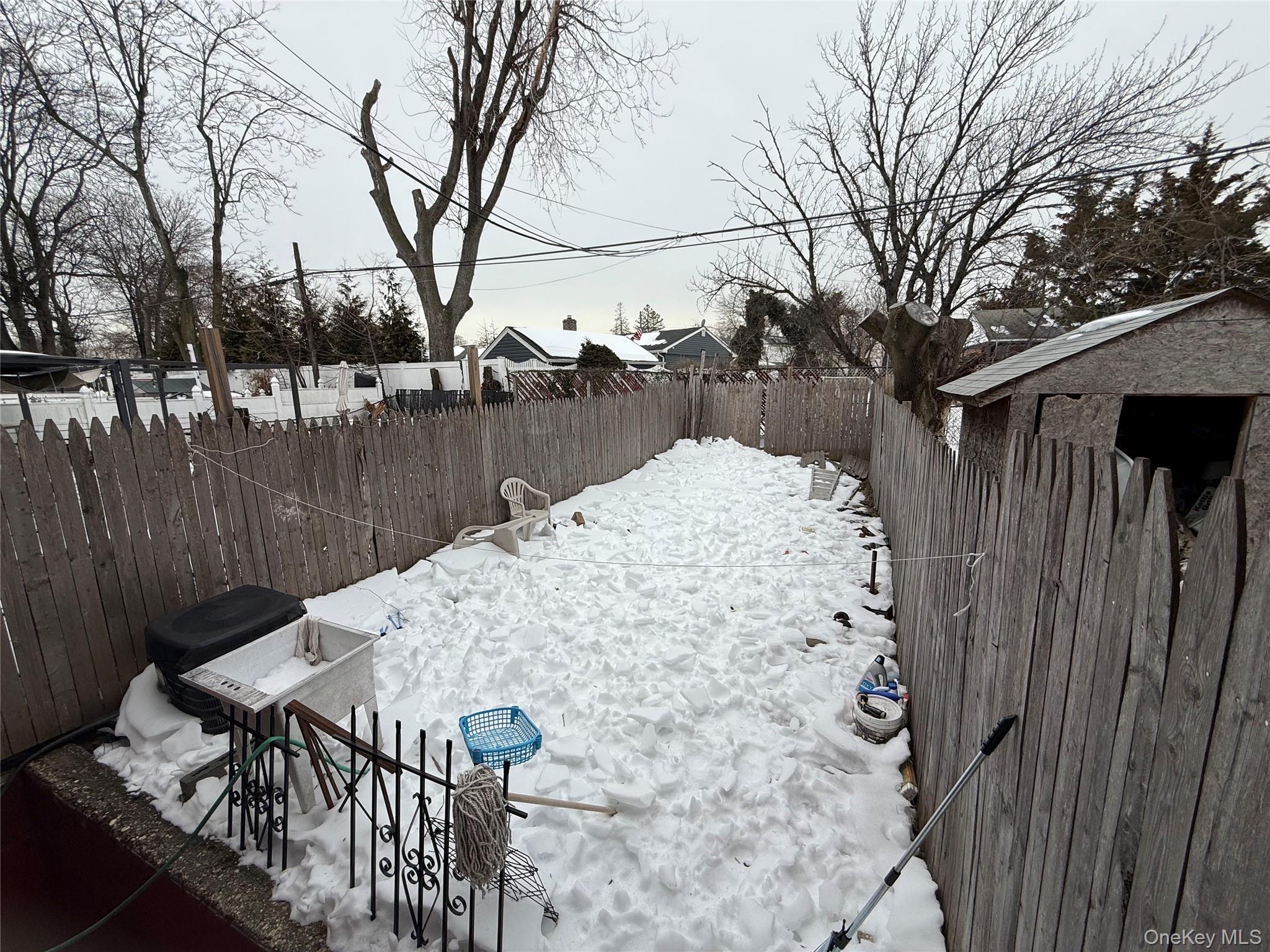 961672 Property Photo 23