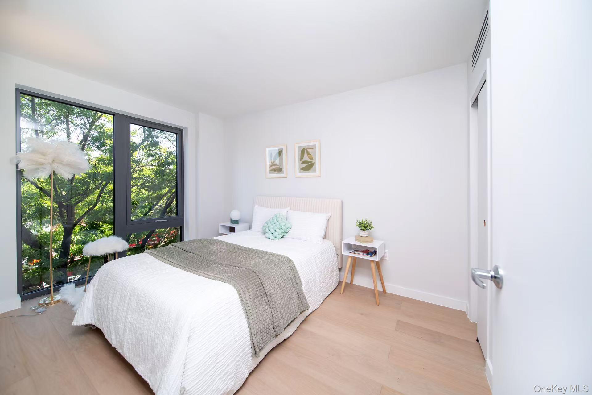 136-80 41st Avenue 7b Property Photo 4