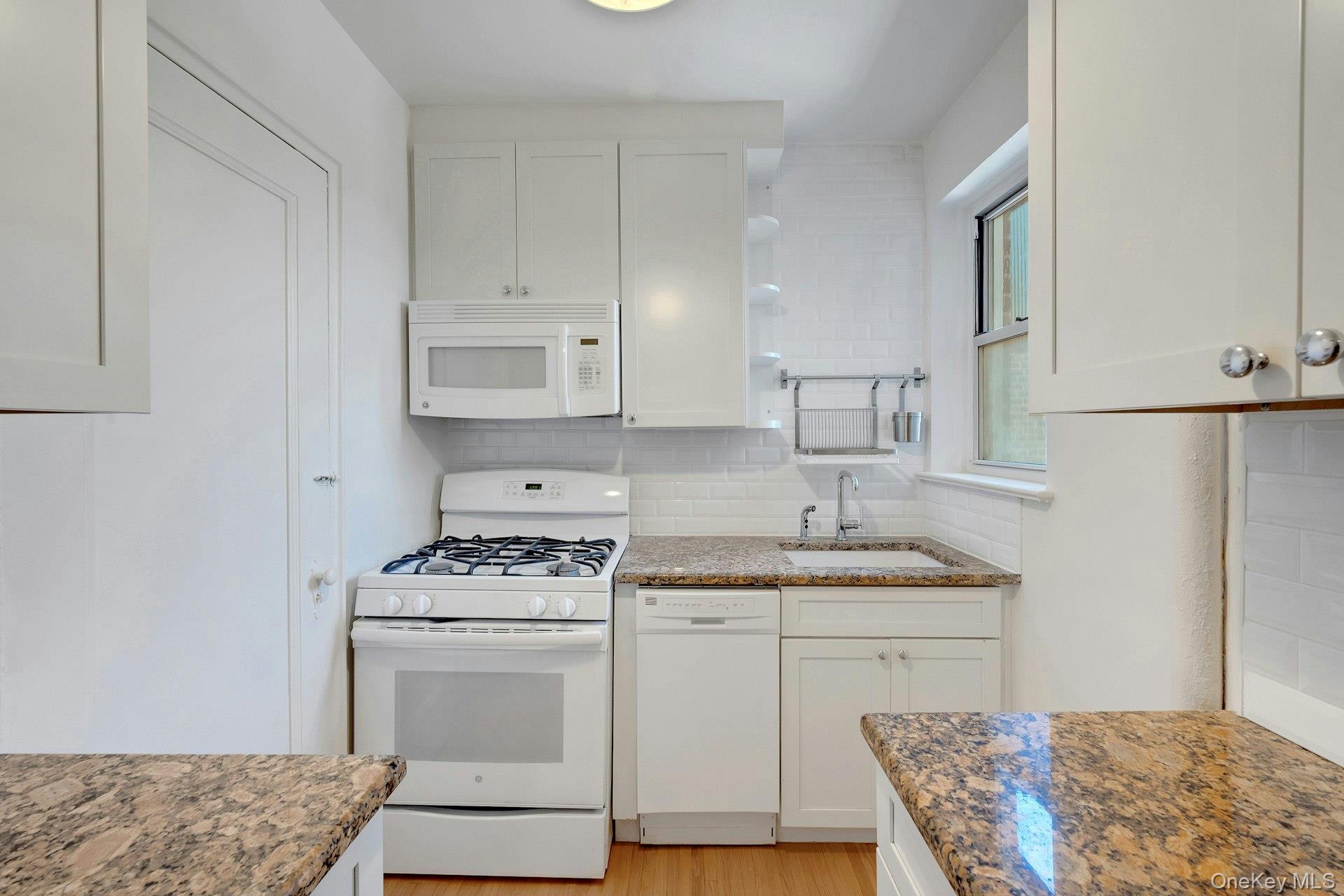 640 W 231st Street 7e Property Photo 5