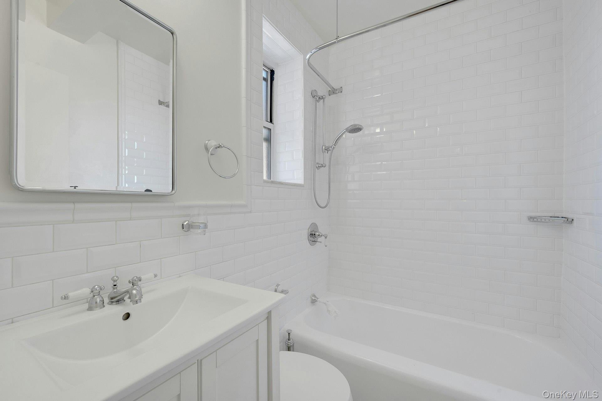 640 W 231st Street 7e Property Photo 20