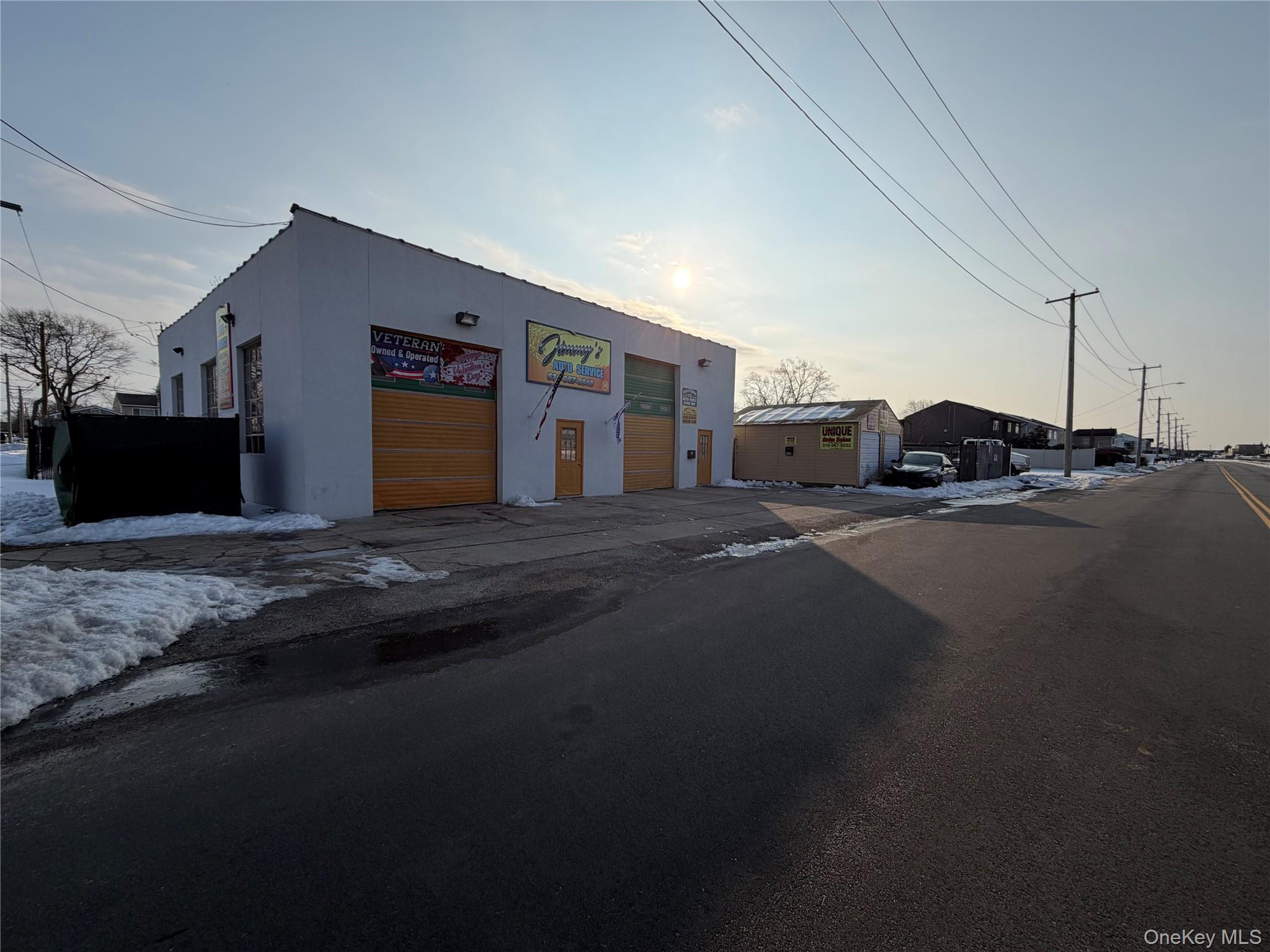628 Shore Road Property Photo 2