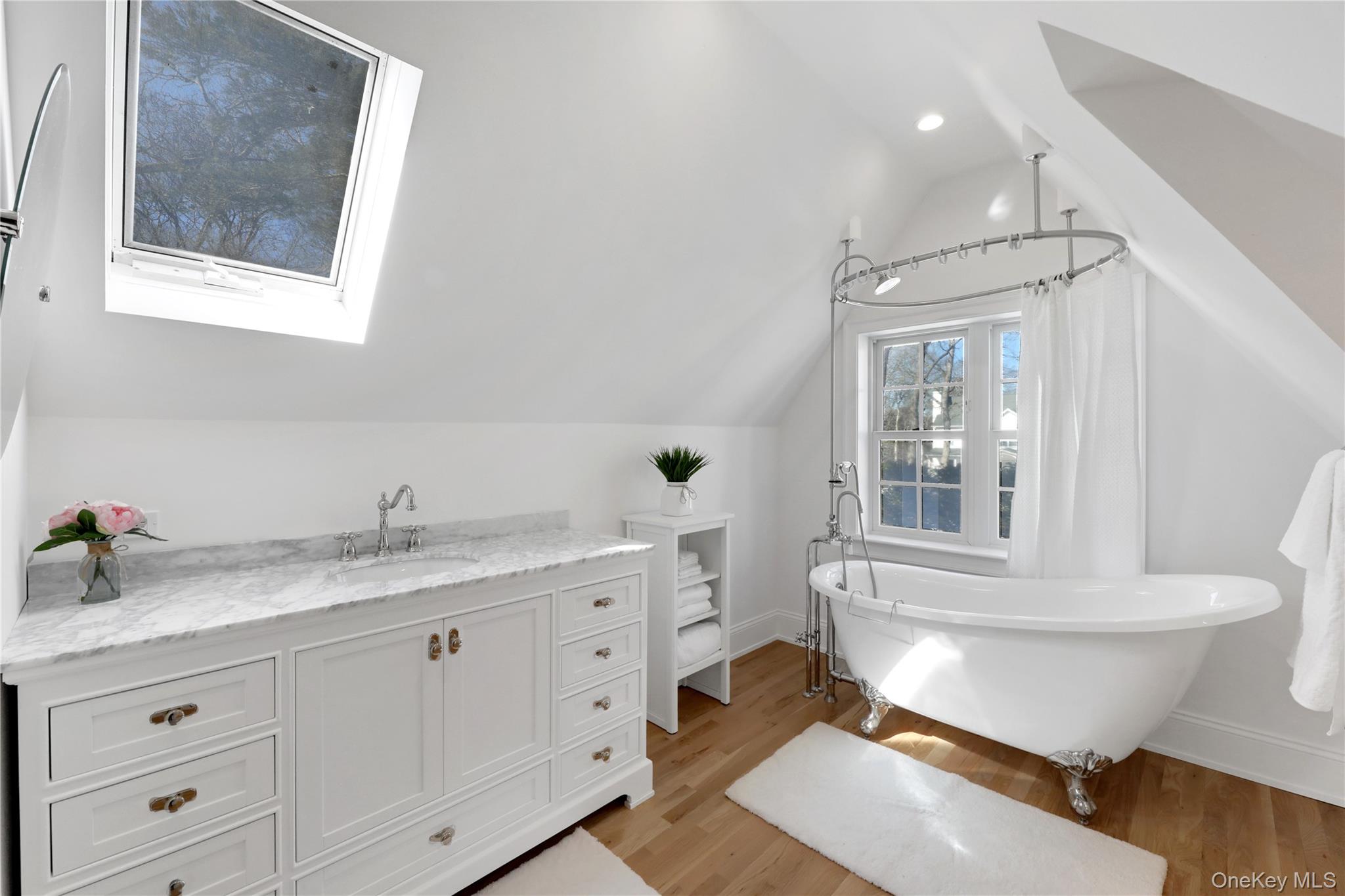 17c Basket Neck Lane Property Photo 17