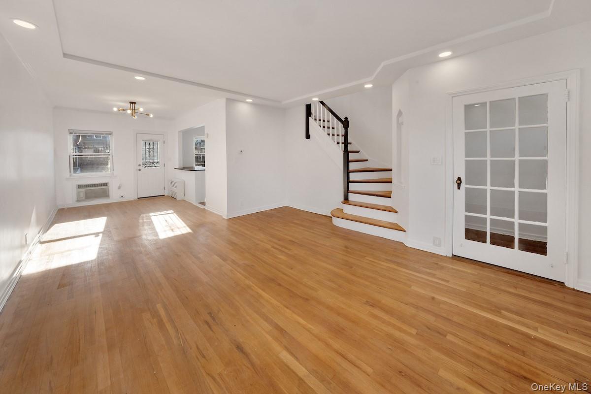 8256 Eliot Avenue Property Photo 3